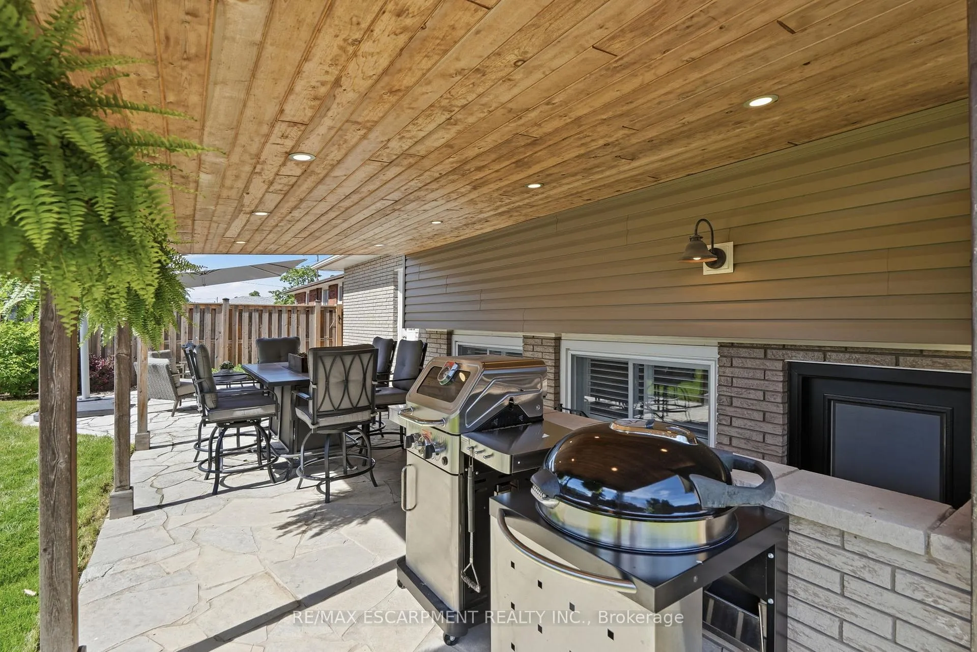 Photo 42 of 92 Watt Avenue, Welland, Lincoln/Crowland — HOMEH