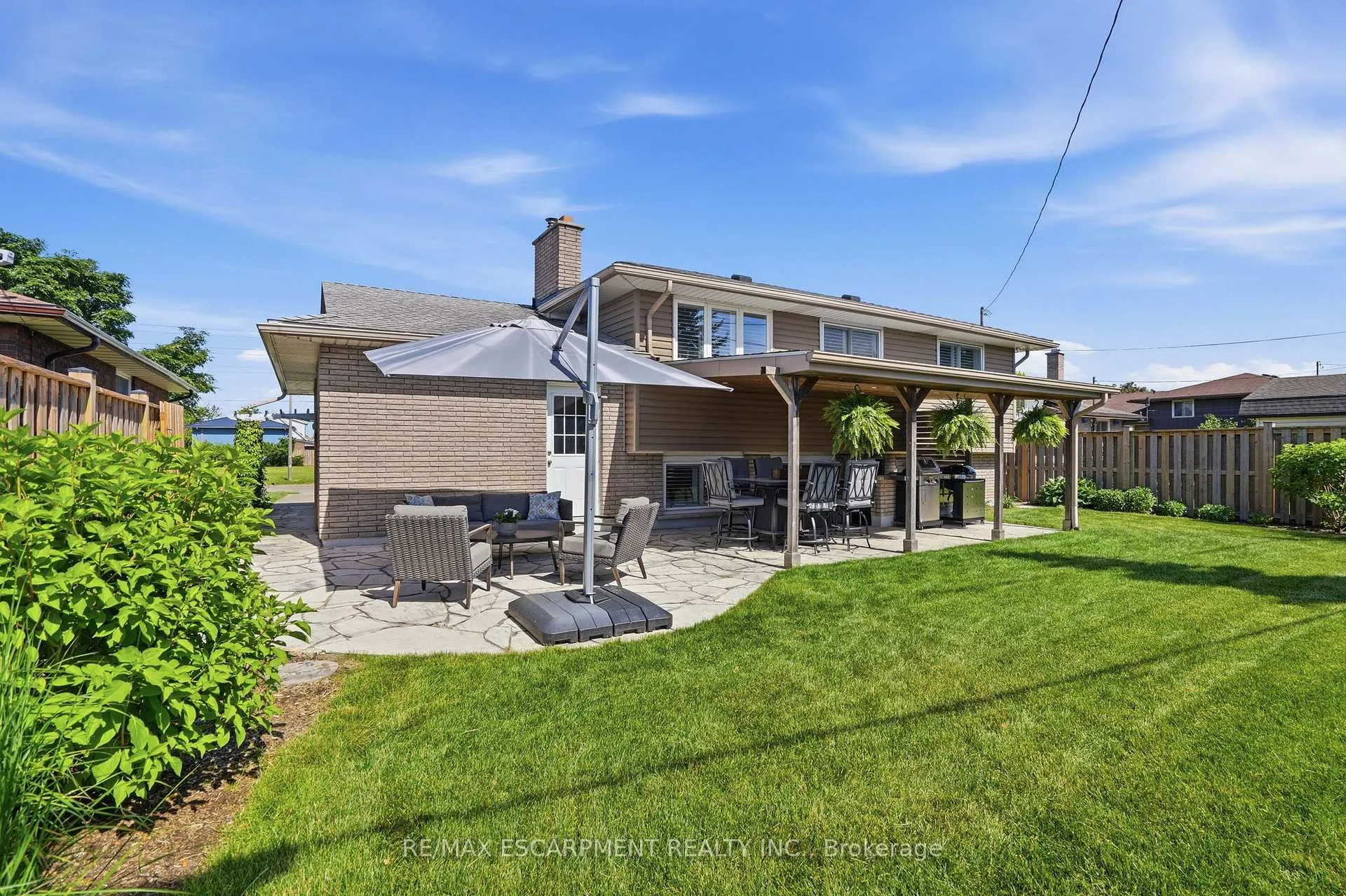 Photo 44 of 92 Watt Avenue, Welland, Lincoln/Crowland — HOMEH