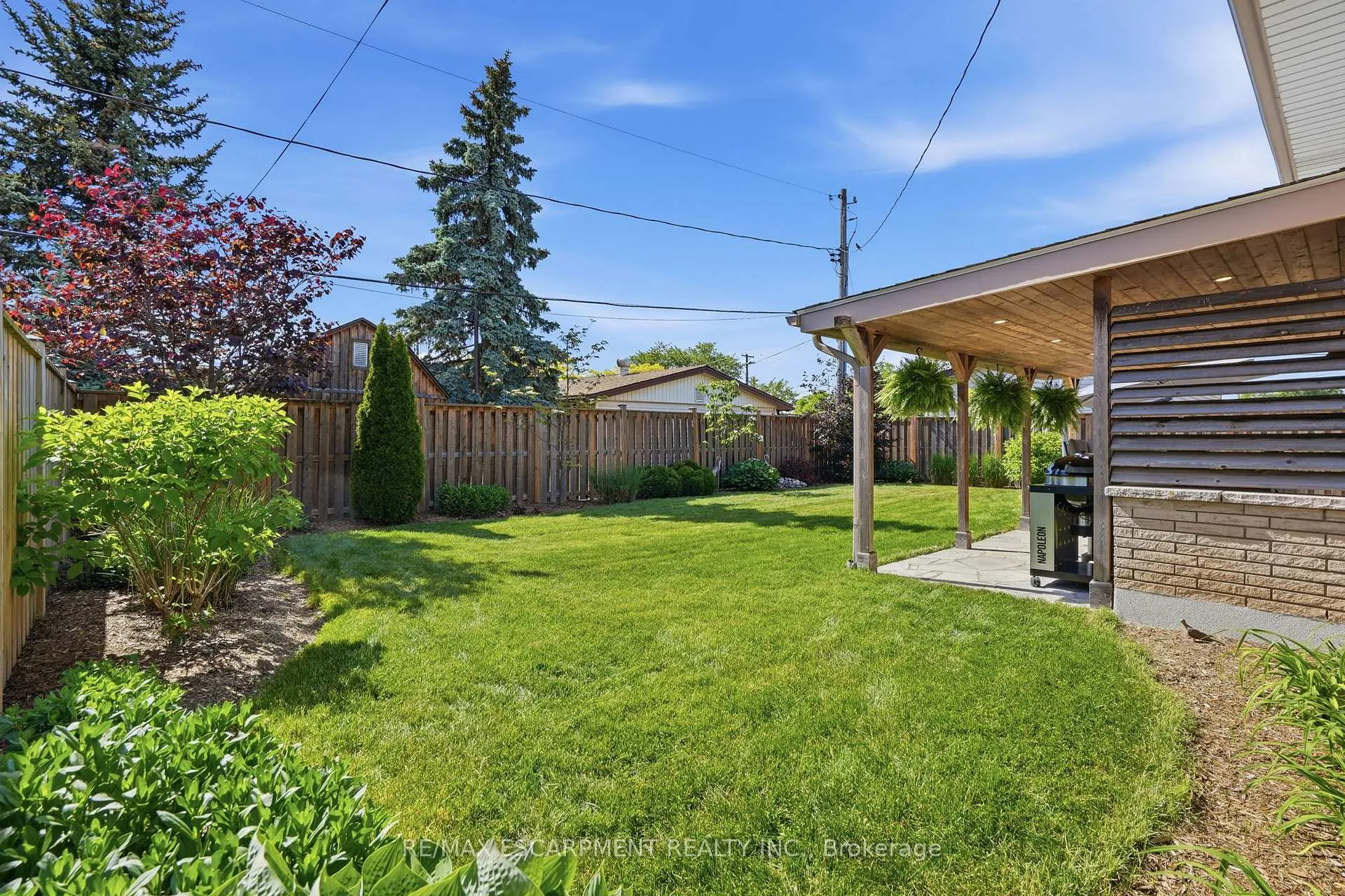 Photo 46 of 92 Watt Avenue, Welland, Lincoln/Crowland — HOMEH