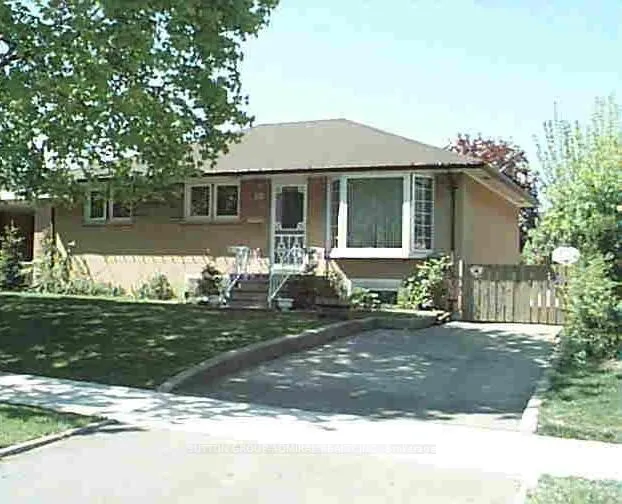 Photo 1 of 34 Paragon Road, Etobicoke, Kingsview Village-The Westway — HOMEH