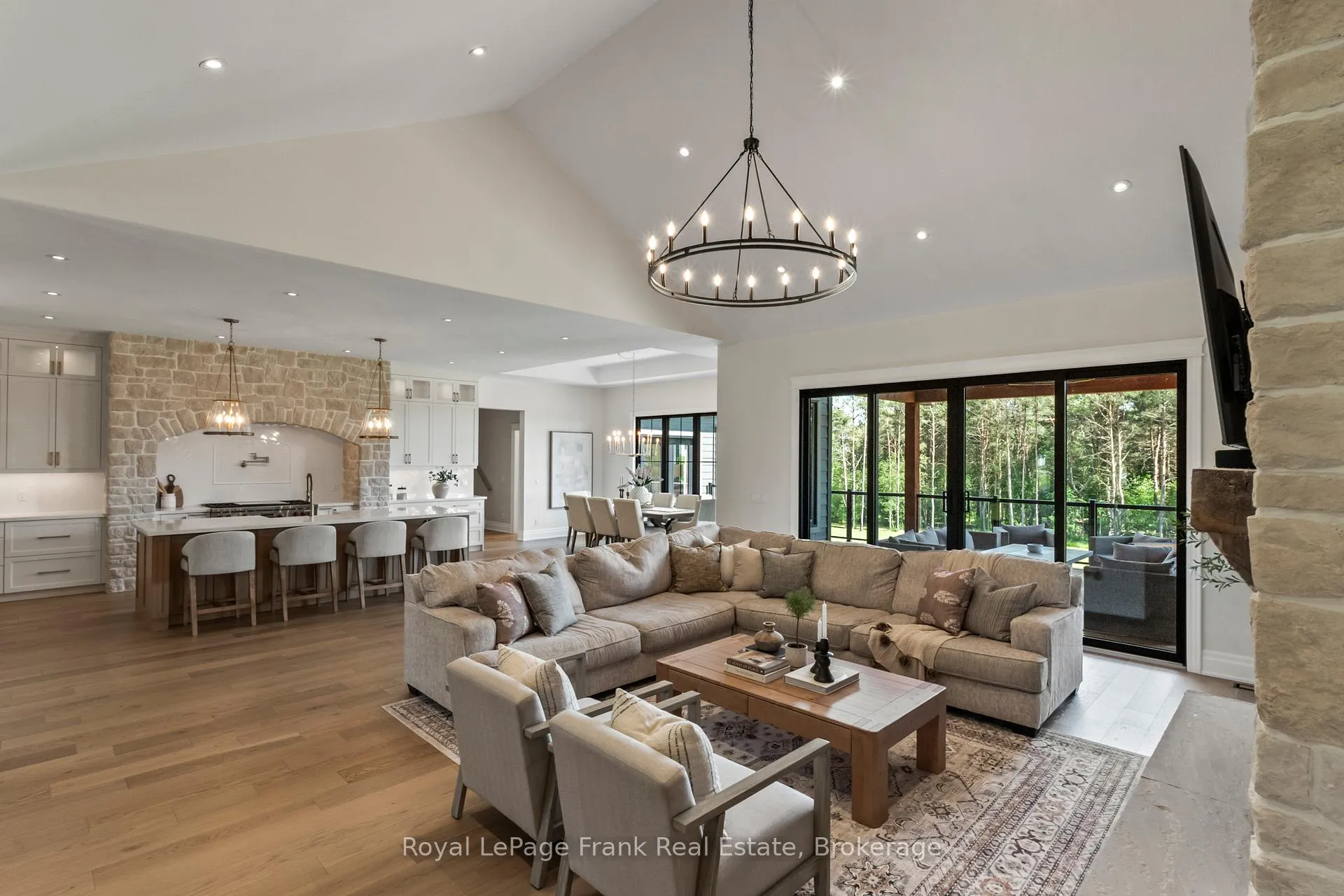 Photo 7 of 57 Bradley Boulevard, Clarington, Rural Clarington — HOMEH