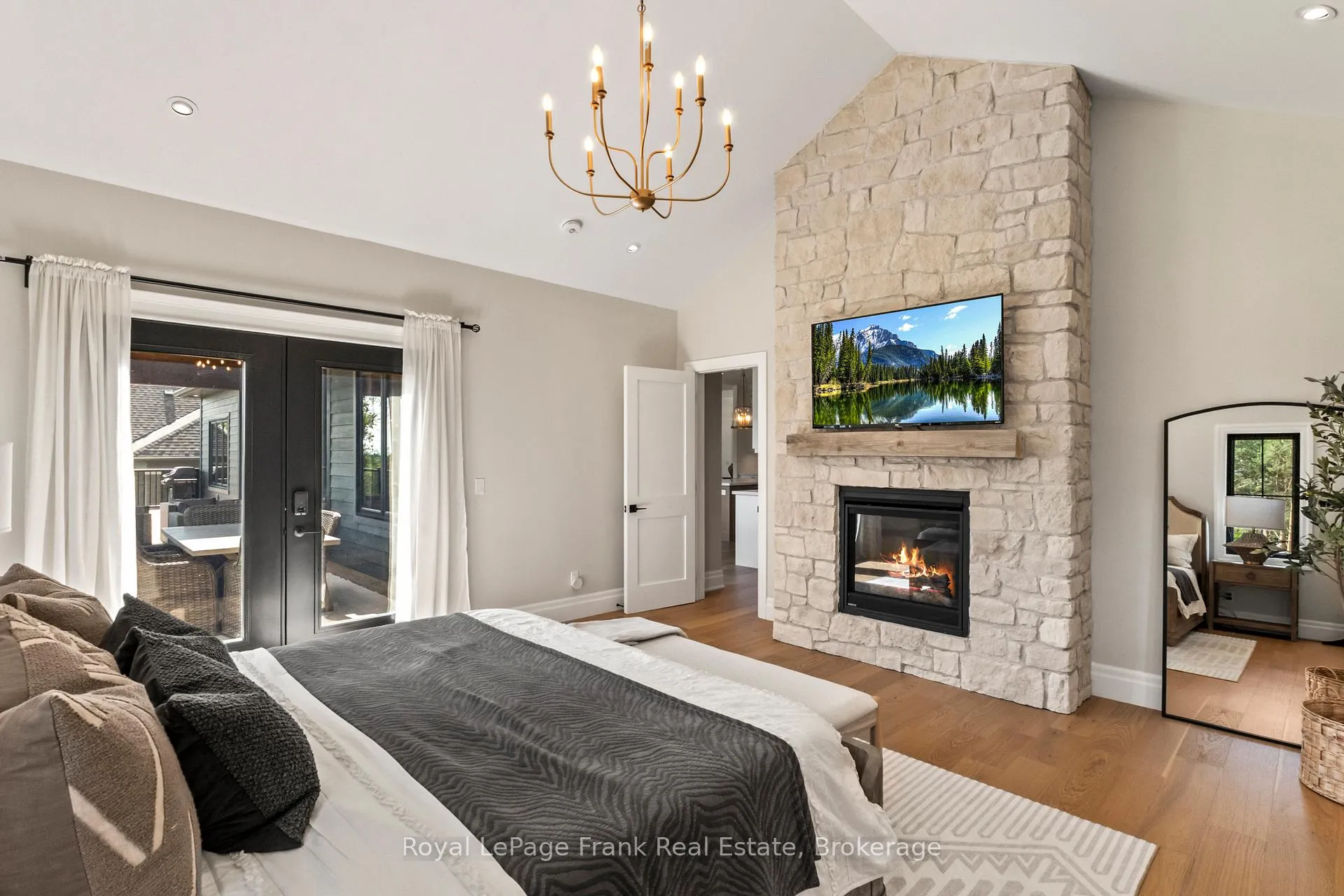 Photo 17 of 57 Bradley Boulevard, Clarington, Rural Clarington — HOMEH