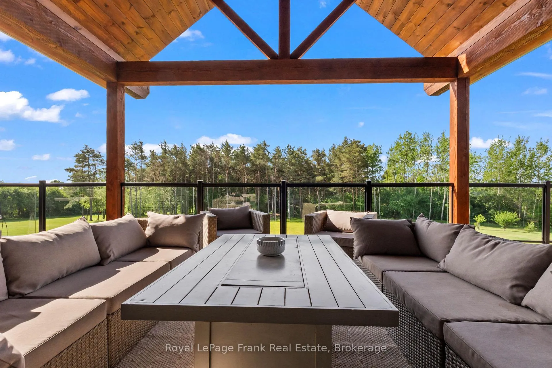 Photo 41 of 57 Bradley Boulevard, Clarington, Rural Clarington — HOMEH