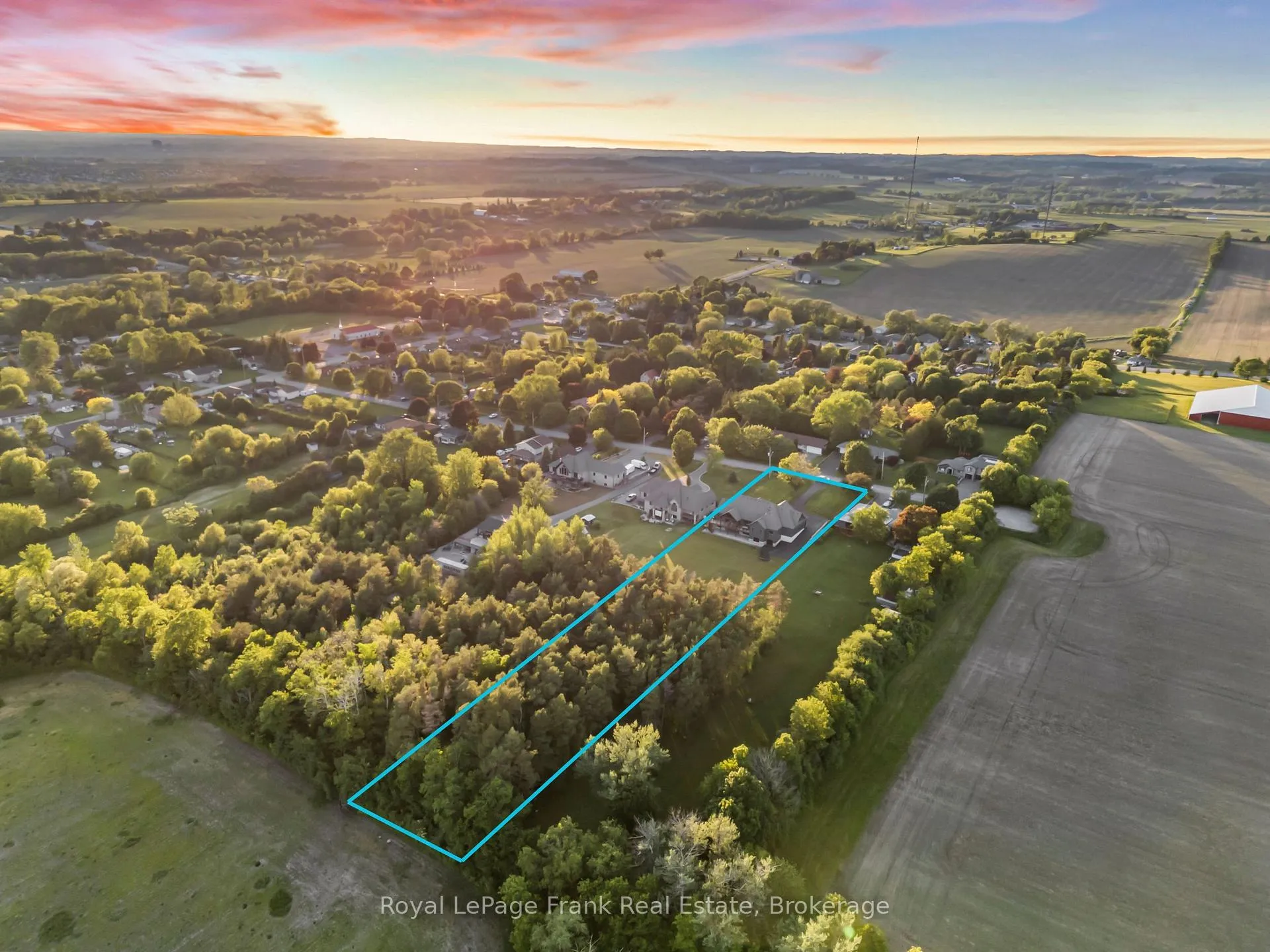 Photo 49 of 57 Bradley Boulevard, Clarington, Rural Clarington — HOMEH