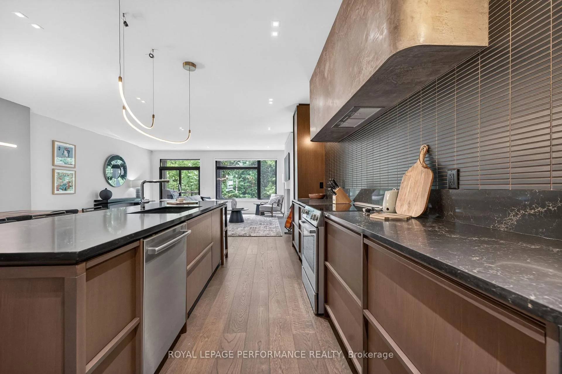 Photo 15 of 248 Atlantis Avenue, Ottawa, Westboro West — HOMEH