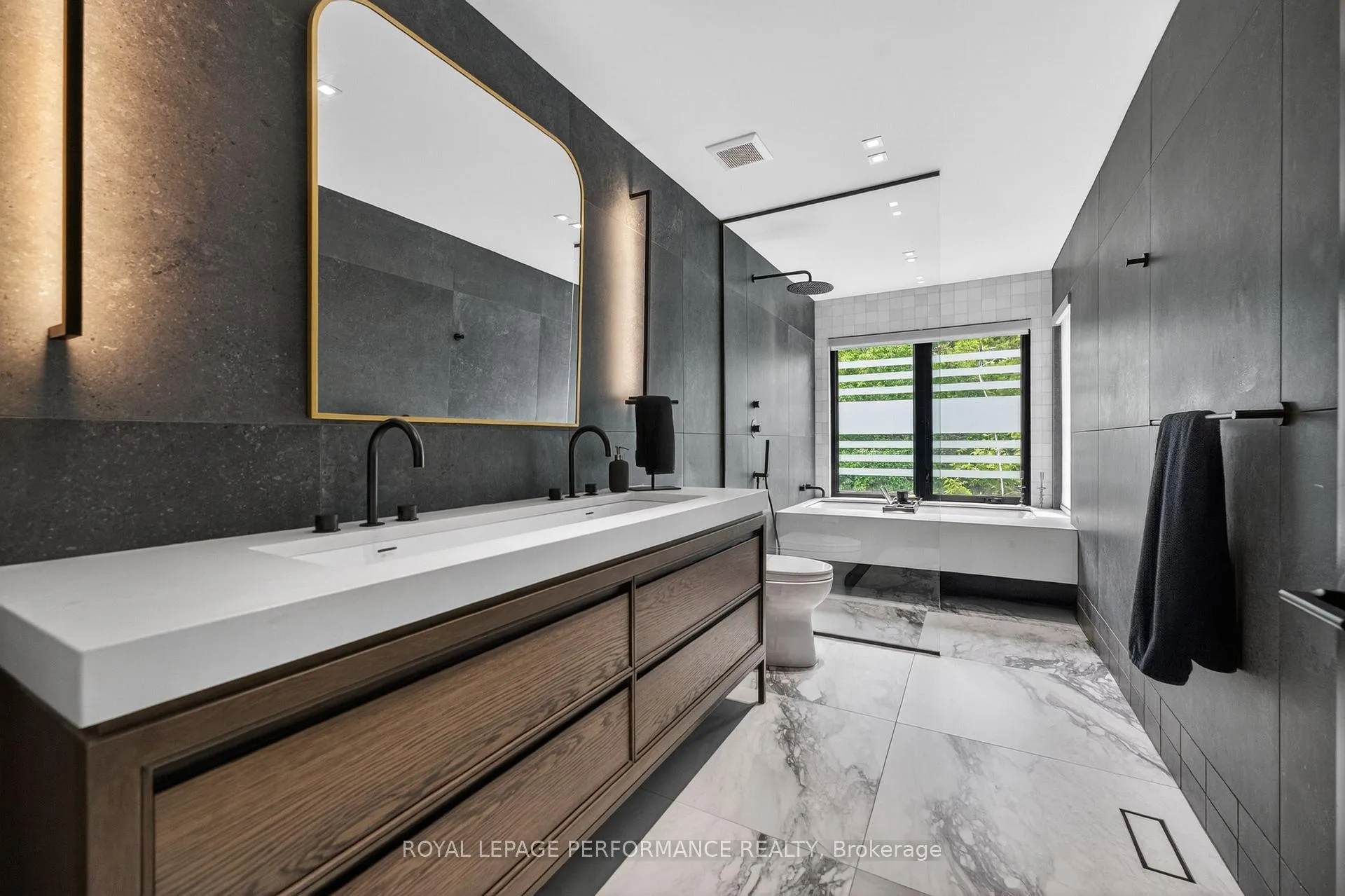 Photo 29 of 248 Atlantis Avenue, Ottawa, Westboro West — HOMEH