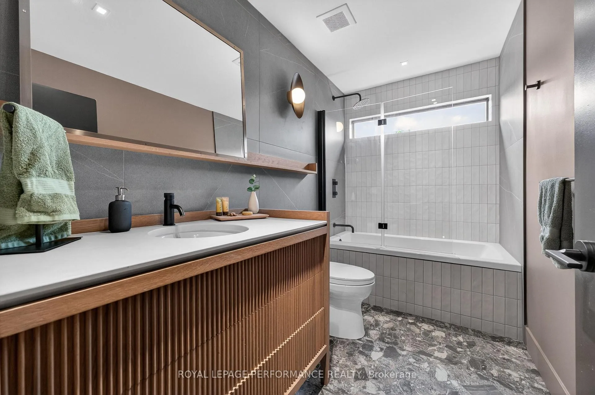 Photo 34 of 248 Atlantis Avenue, Ottawa, Westboro West — HOMEH