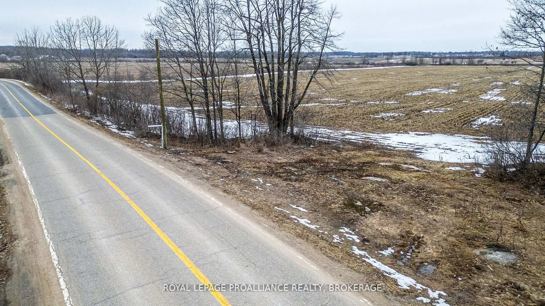 Photo 3 of 2622 4th Concession Road, Kingston, Kingston East (incl CFB Kingston) — HOMEH