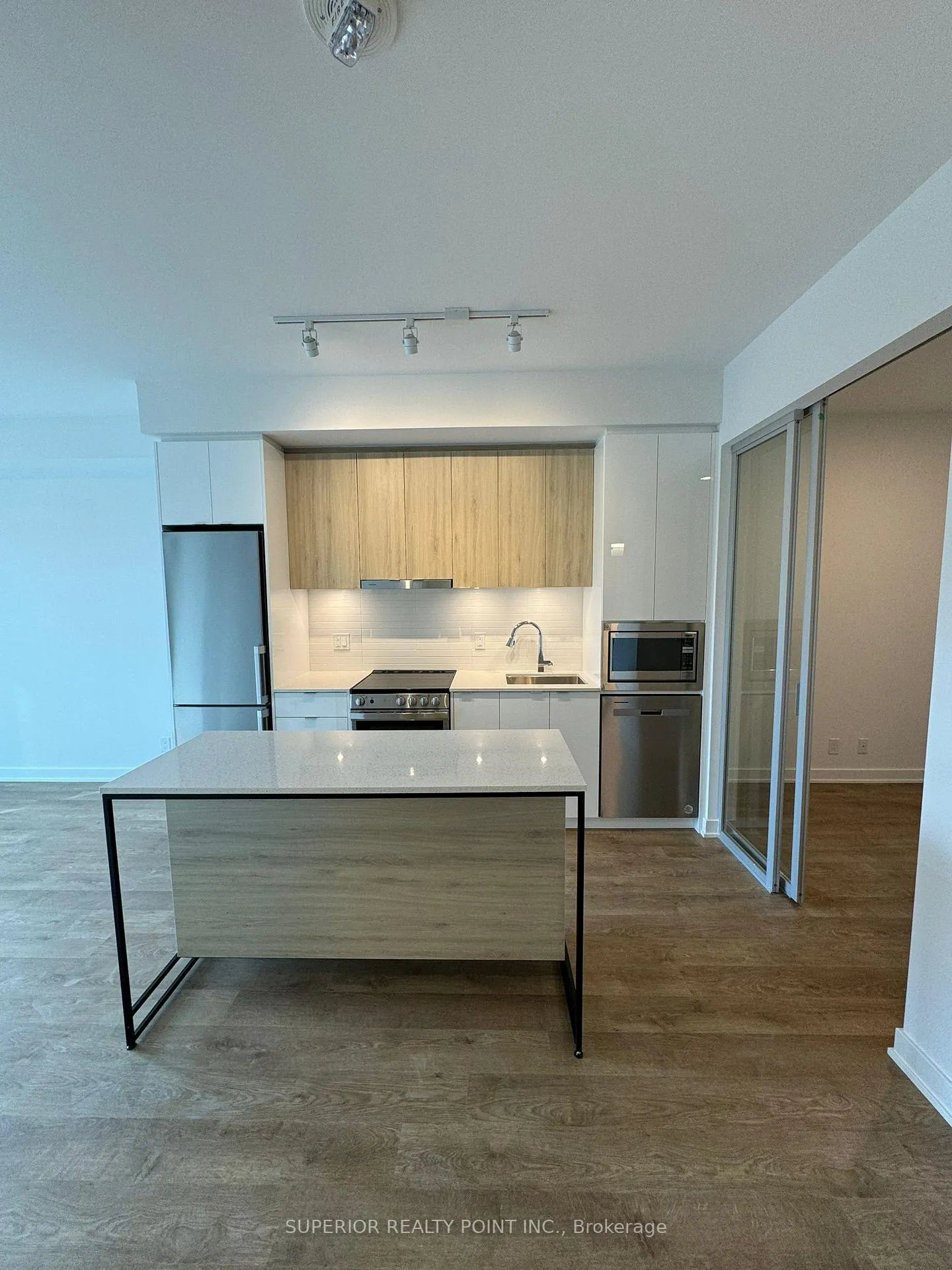 Photo 7 of Unit 314, 30 Upper Mall Way, Vaughan, Brownridge — HOMEH