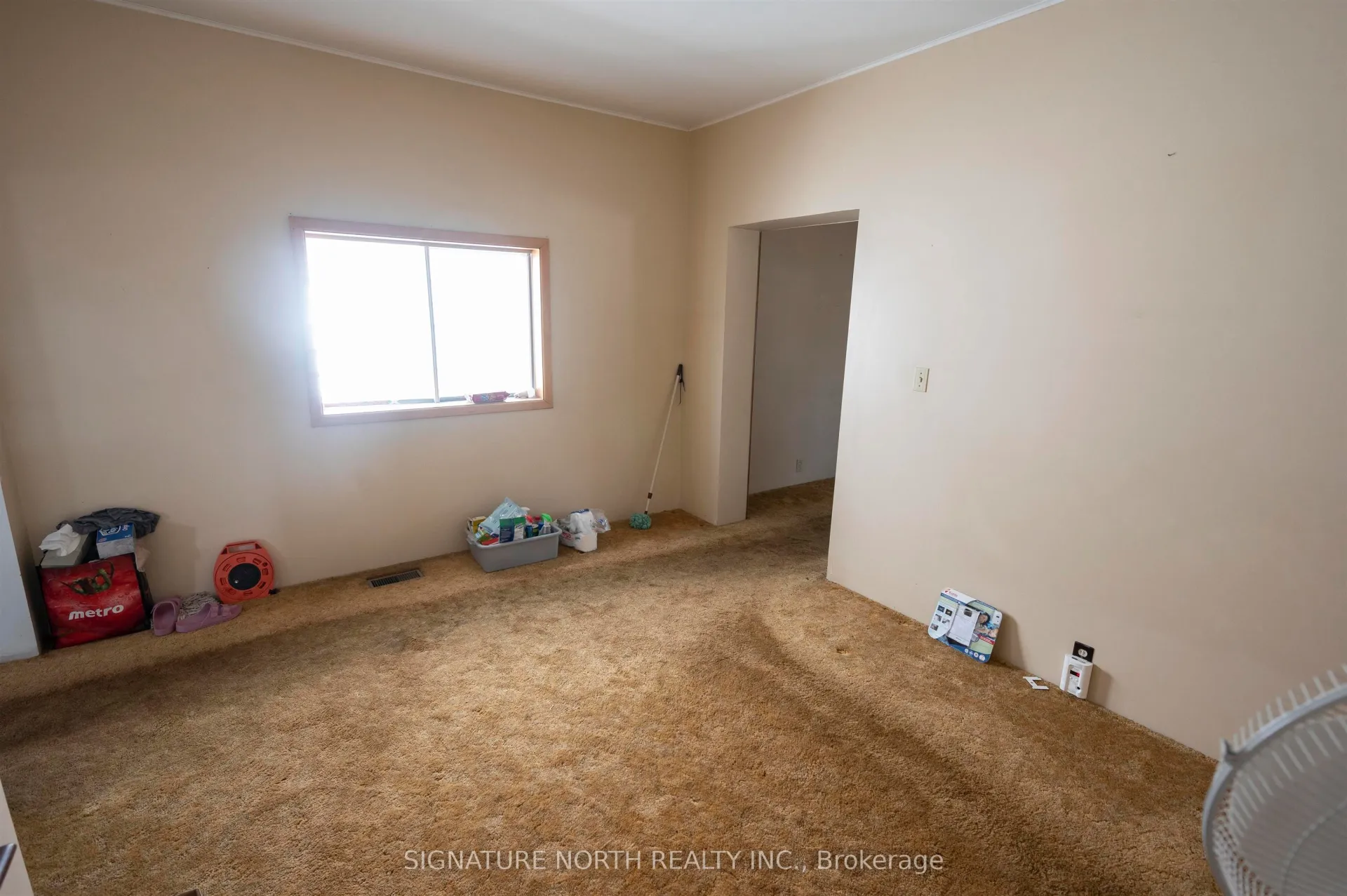 Photo 5 of 519 Prince Arthur Boulevard, Thunder Bay, East End — HOMEH