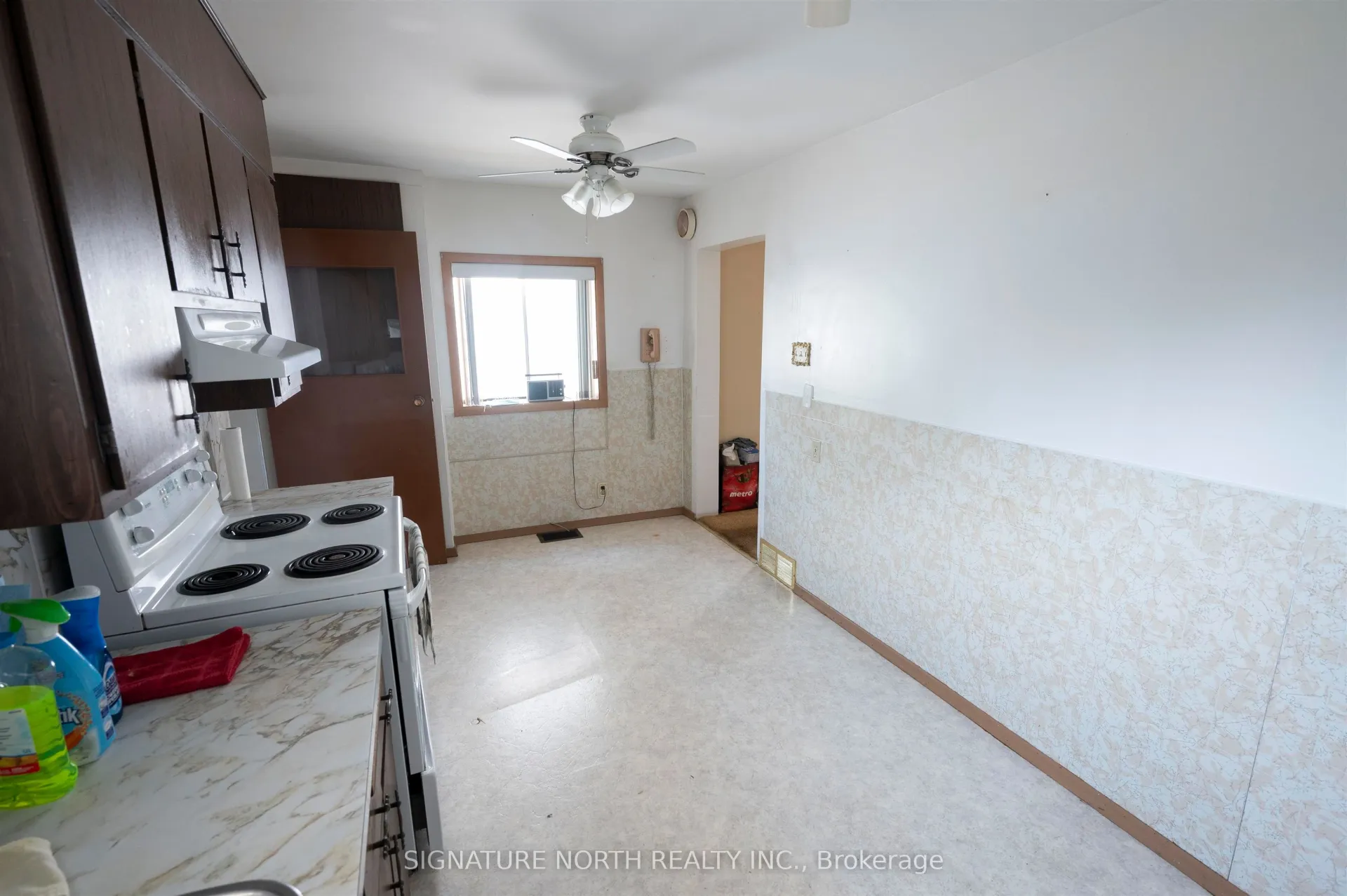 Photo 9 of 519 Prince Arthur Boulevard, Thunder Bay, East End — HOMEH