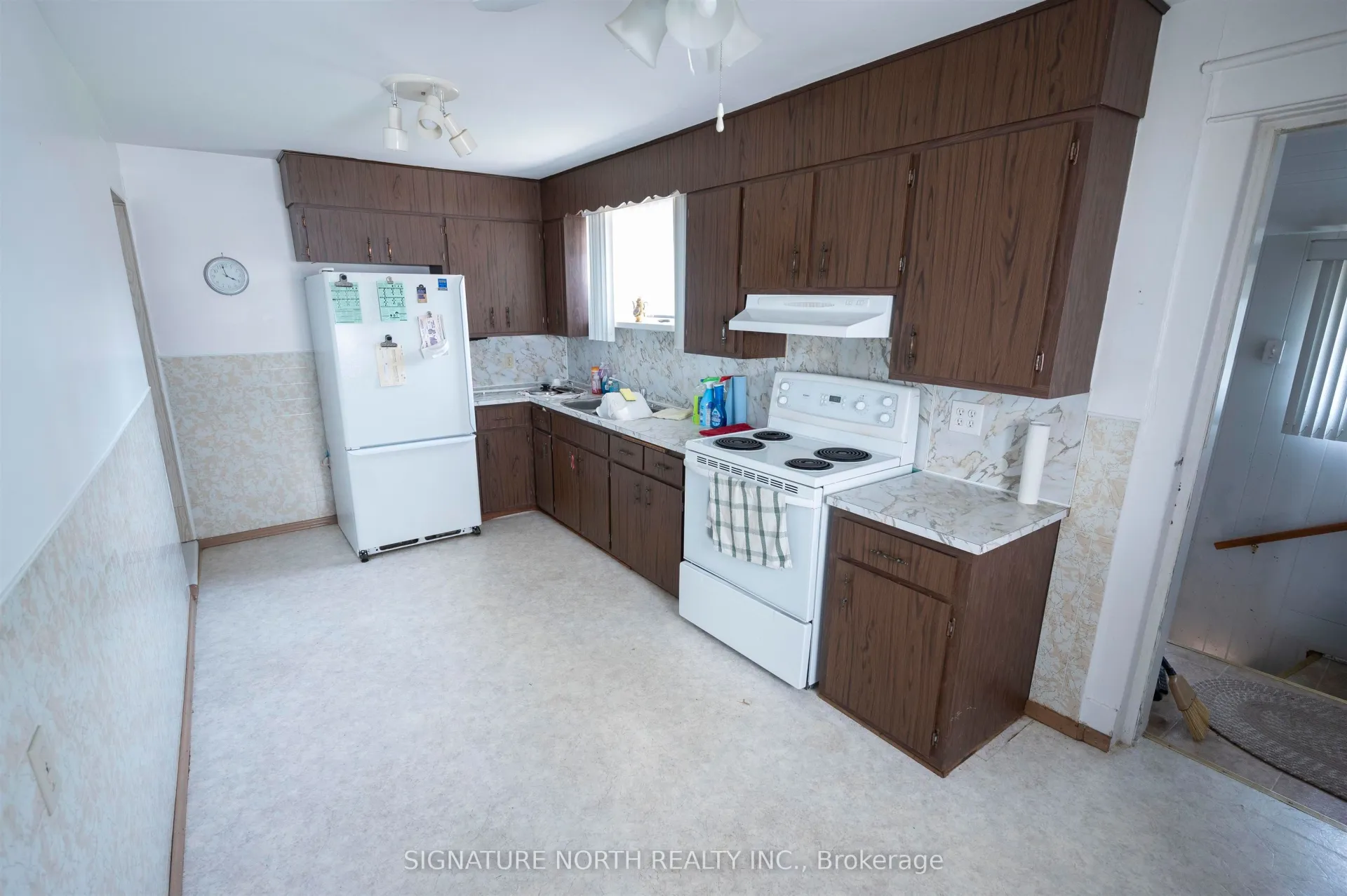 Photo 11 of 519 Prince Arthur Boulevard, Thunder Bay, East End — HOMEH