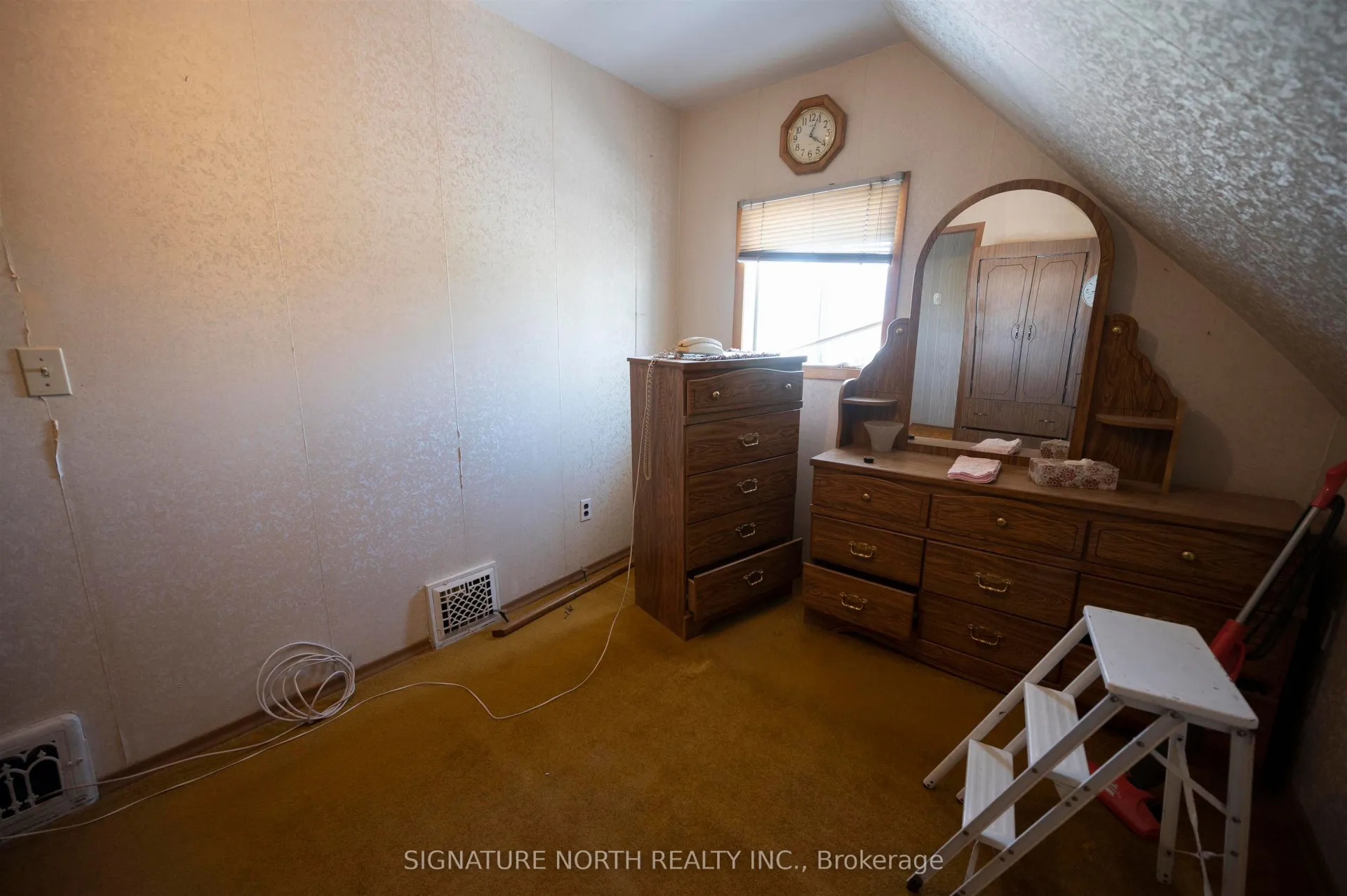 Photo 13 of 519 Prince Arthur Boulevard, Thunder Bay, East End — HOMEH
