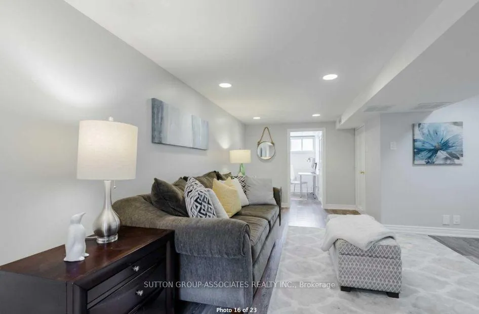 Photo 2 of Unit lower, 33 Hagar Avenue, Toronto, Junction Area — HOMEH