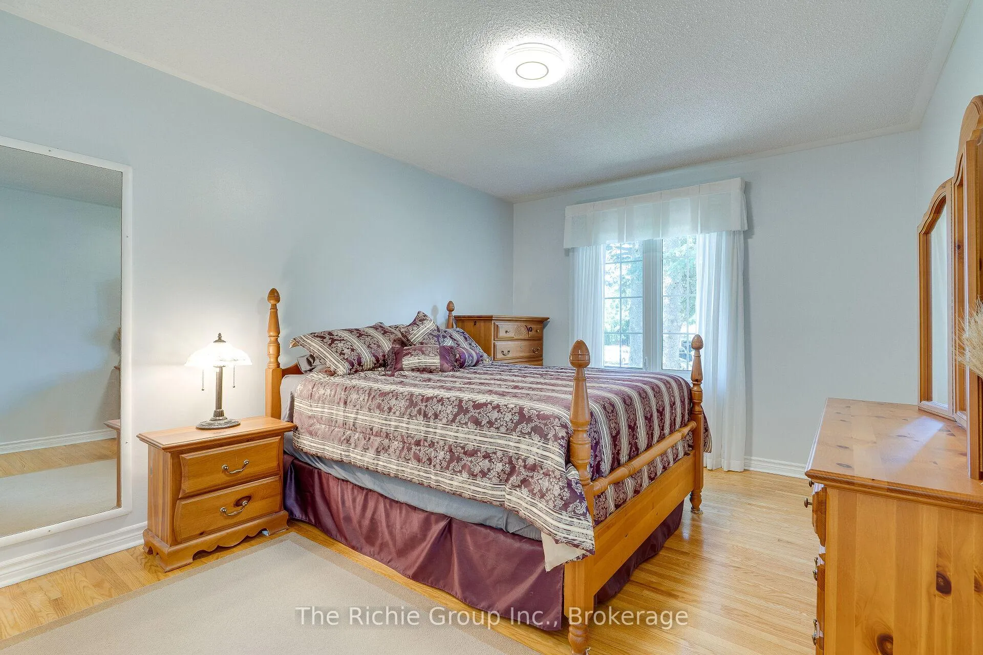 Photo 11 of 34 Hilltop Drive, Caledon, Caledon East — HOMEH