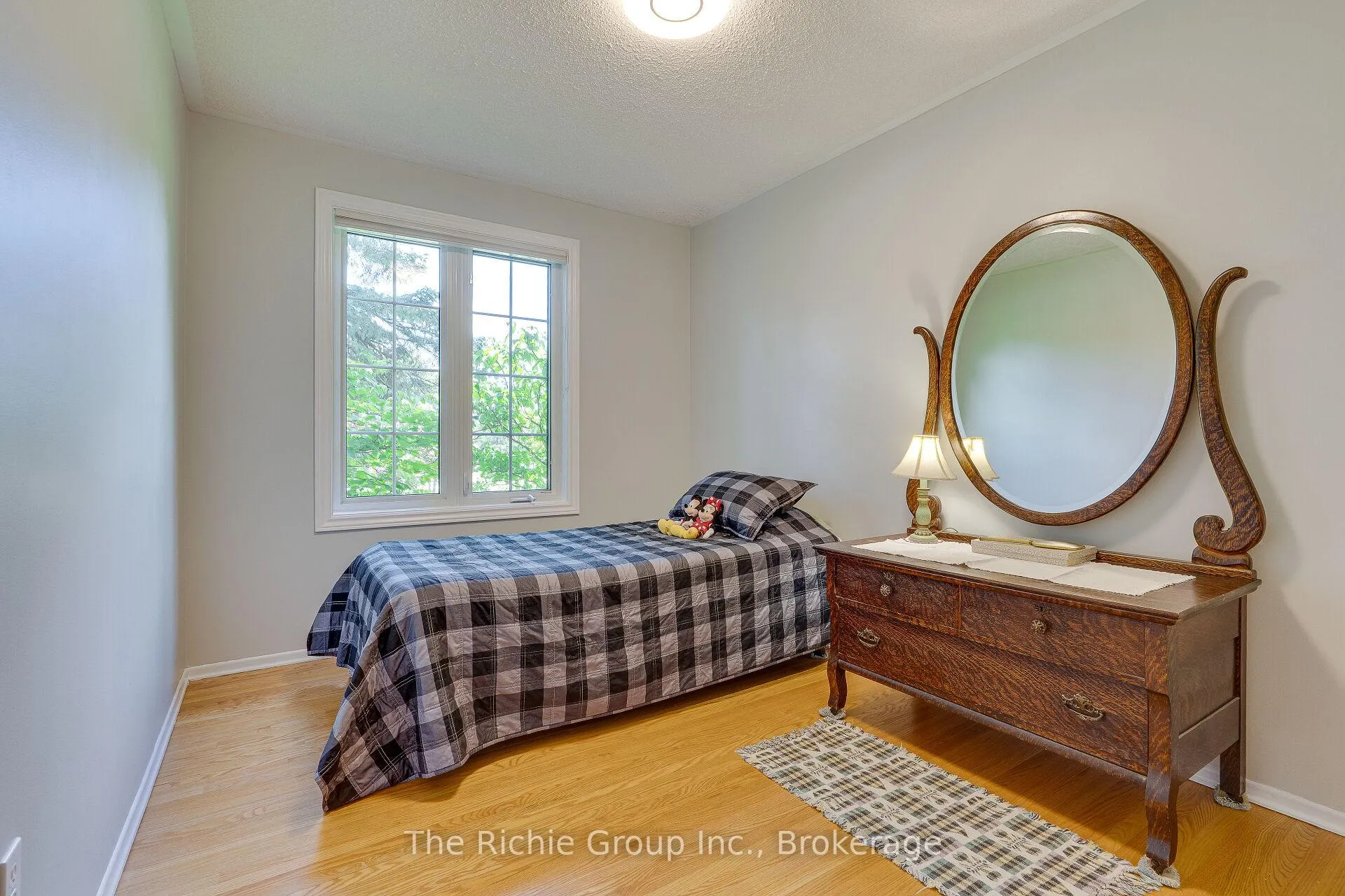 Photo 12 of 34 Hilltop Drive, Caledon, Caledon East — HOMEH