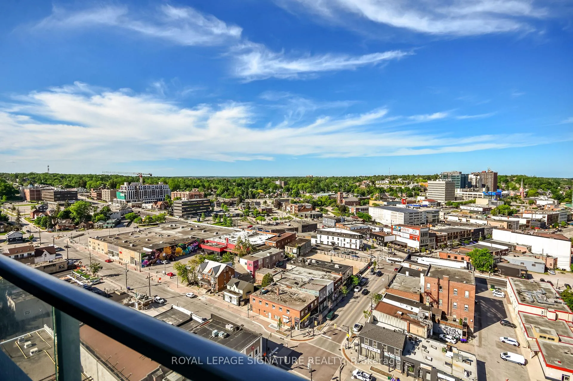 Photo 28 of Unit 1505, 39 Mary Street, Barrie, City Centre — HOMEH