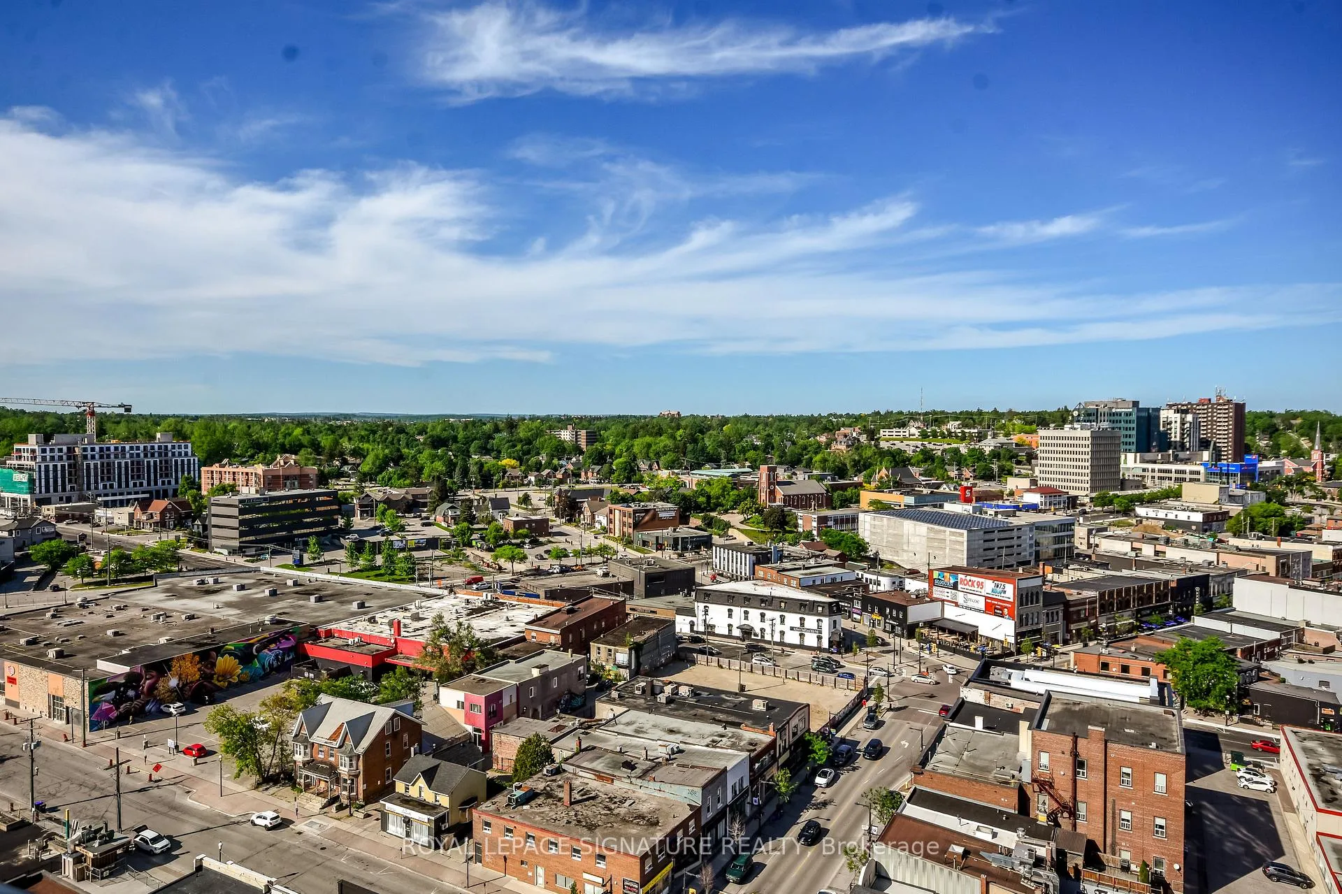 Photo 29 of Unit 1505, 39 Mary Street, Barrie, City Centre — HOMEH