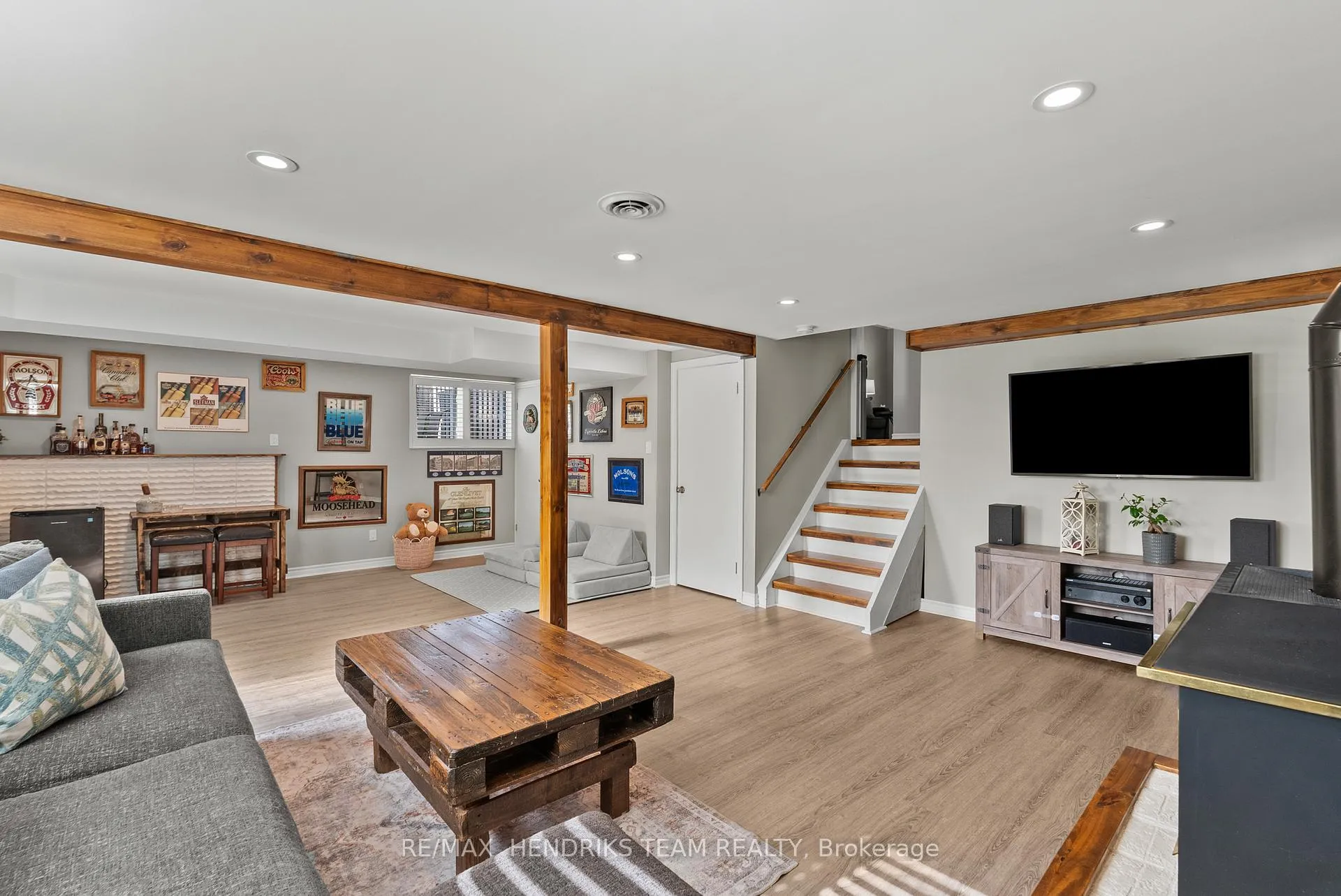 Photo 22 of 111 Meredith Drive, St. Catharines, Carlton/Bunting — HOMEH