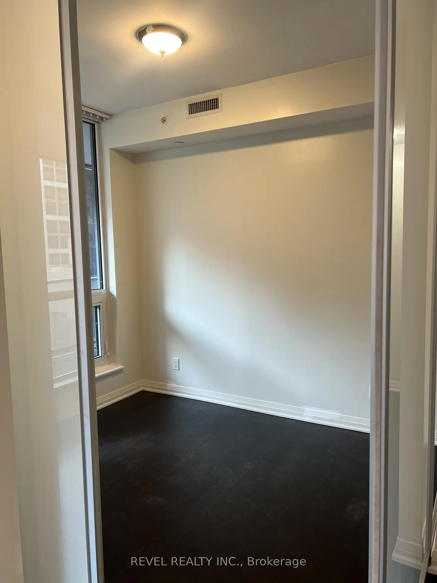 Photo 10 of Unit 405, 8 Mercer Street, Toronto, Waterfront Communities — HOMEH