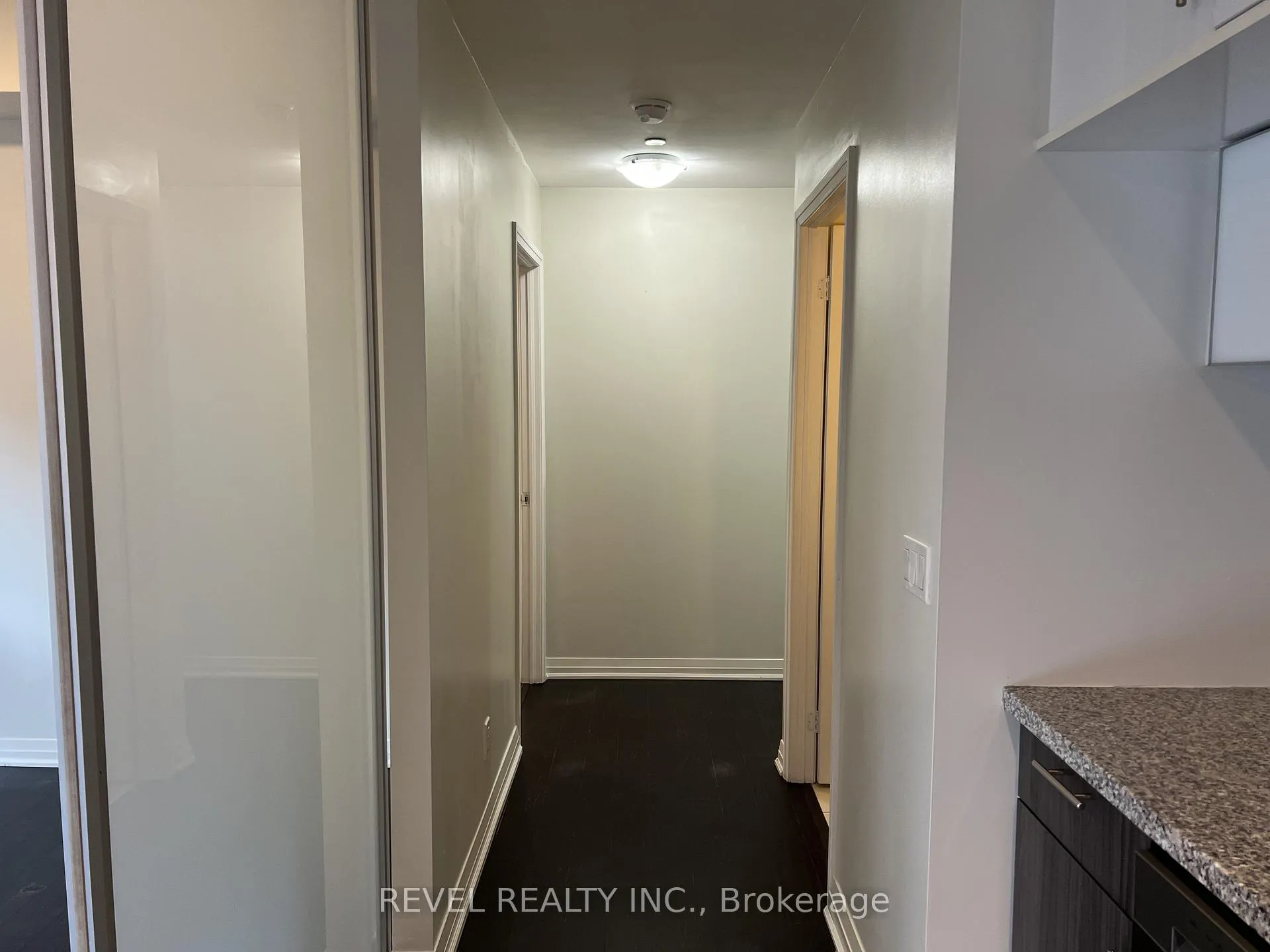 Photo 12 of Unit 405, 8 Mercer Street, Toronto, Waterfront Communities — HOMEH