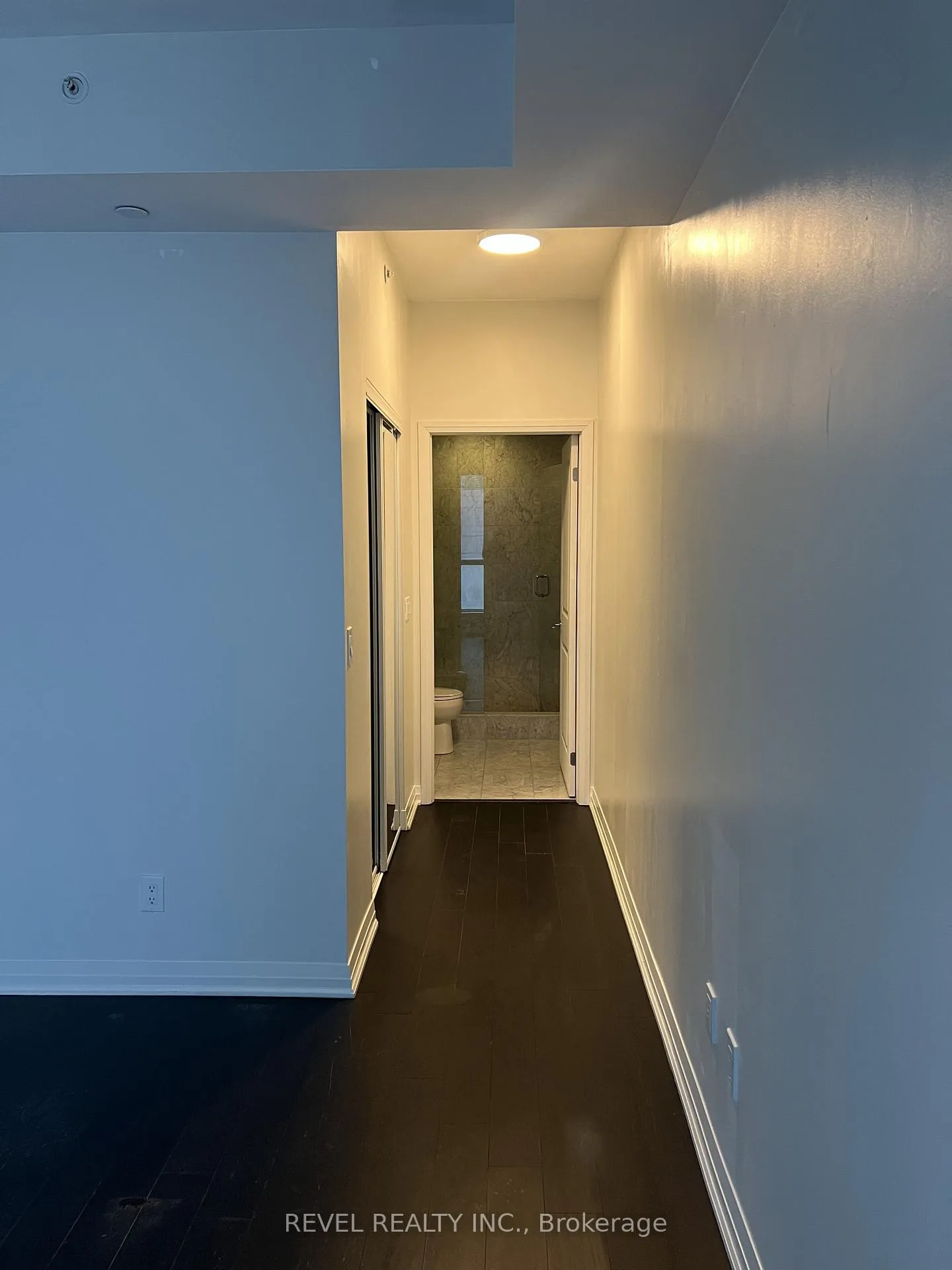 Photo 19 of Unit 405, 8 Mercer Street, Toronto, Waterfront Communities — HOMEH