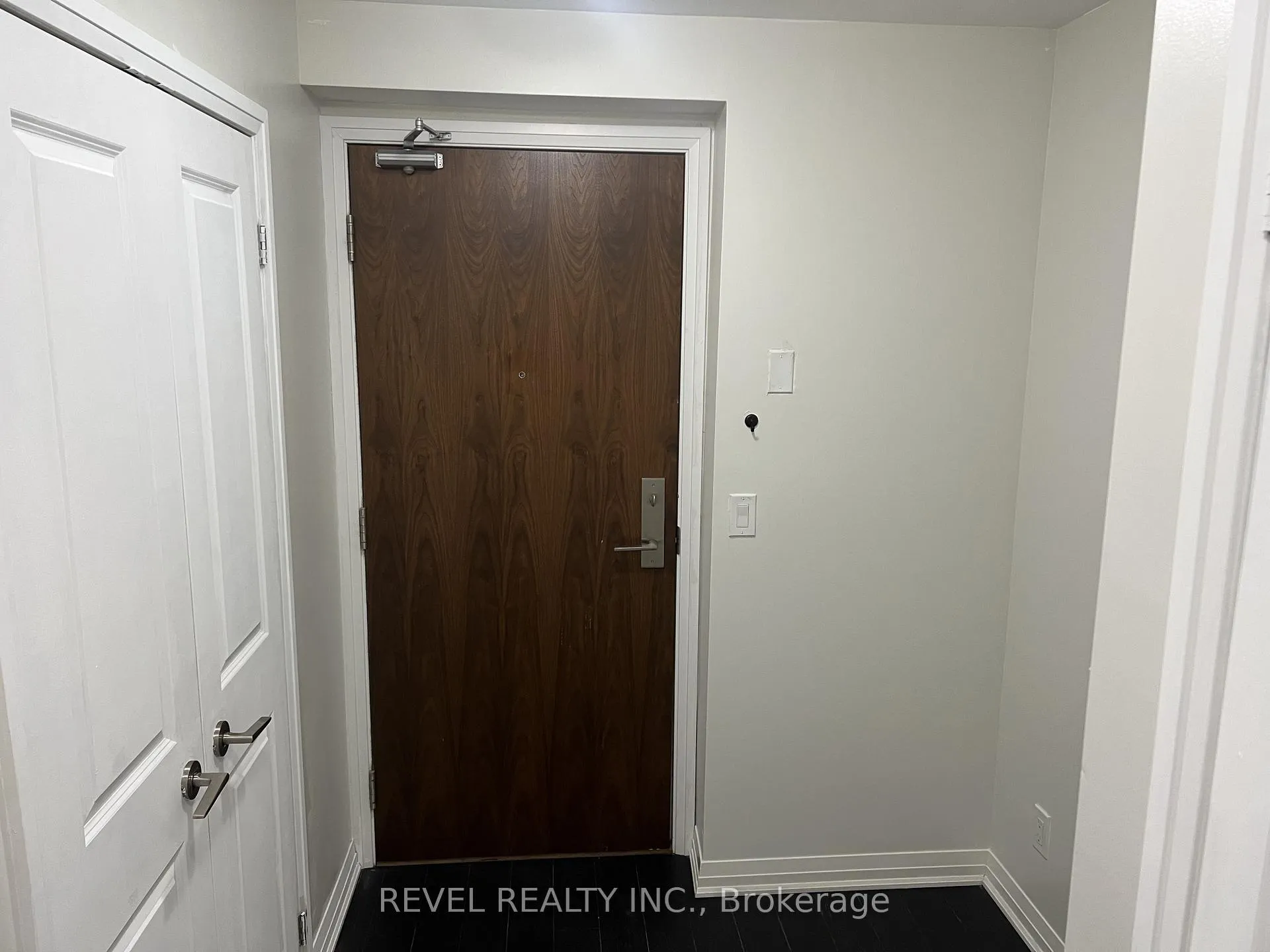 Photo 22 of Unit 405, 8 Mercer Street, Toronto, Waterfront Communities — HOMEH
