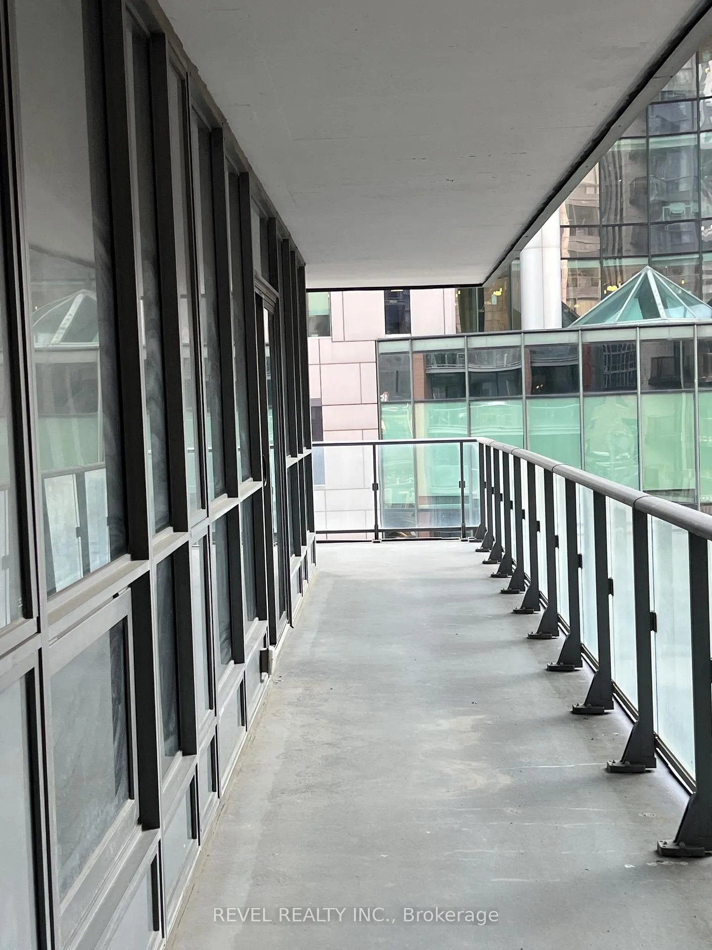 Photo 23 of Unit 405, 8 Mercer Street, Toronto, Waterfront Communities — HOMEH