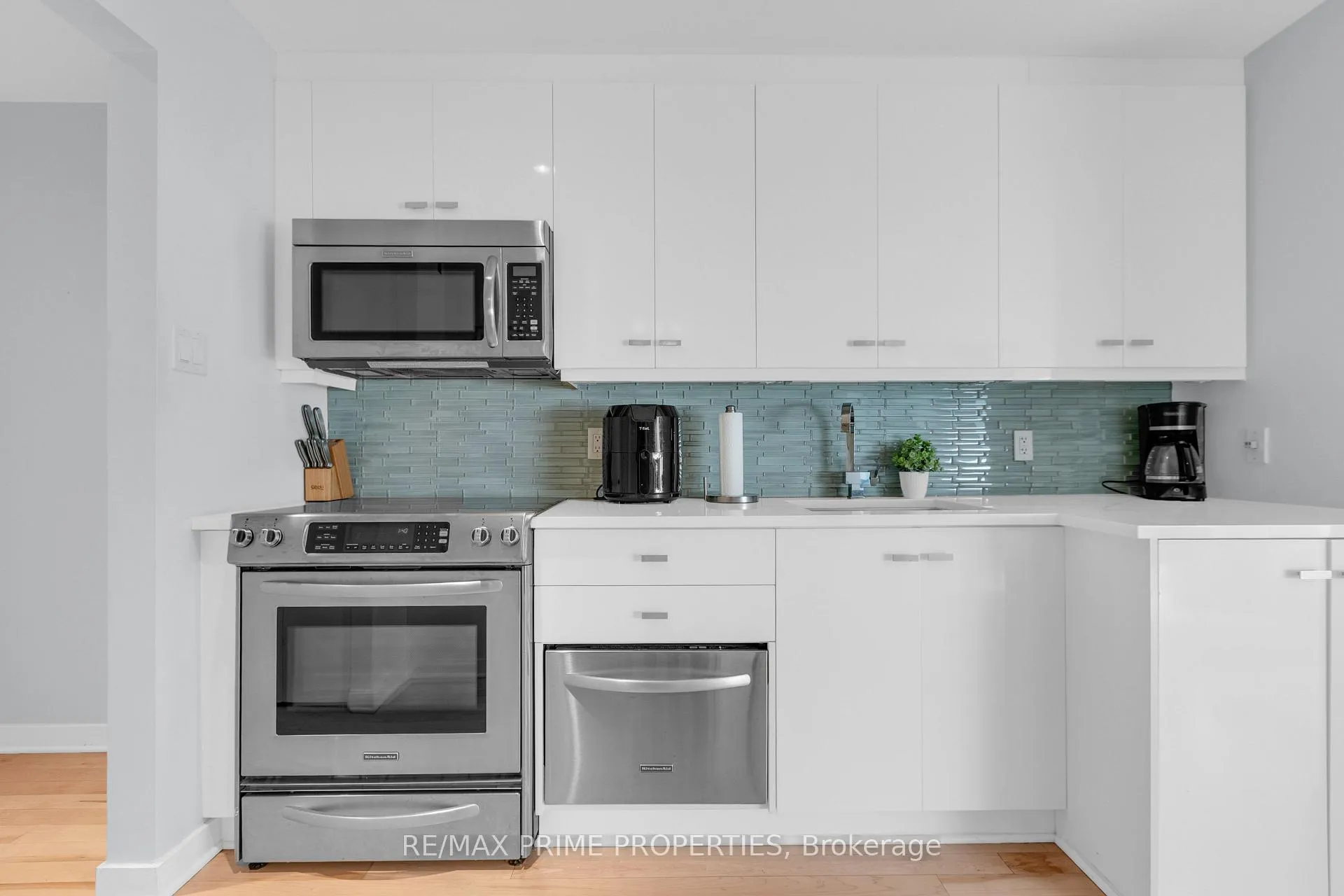 Photo 3 of Unit 10, 202 St Patrick Street, Ottawa, Lower Town/Byward Market — HOMEH