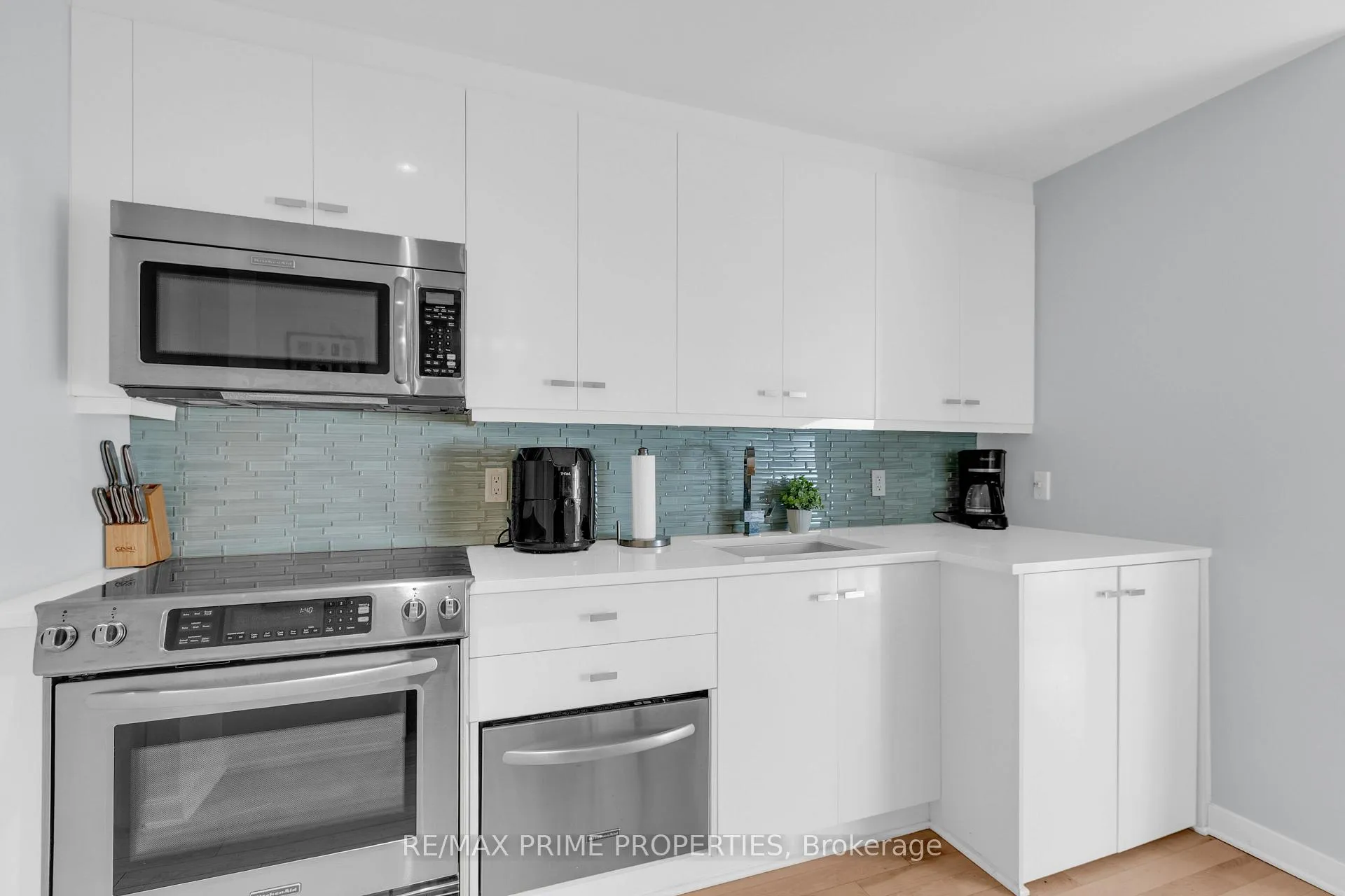 Photo 4 of Unit 10, 202 St Patrick Street, Ottawa, Lower Town/Byward Market — HOMEH