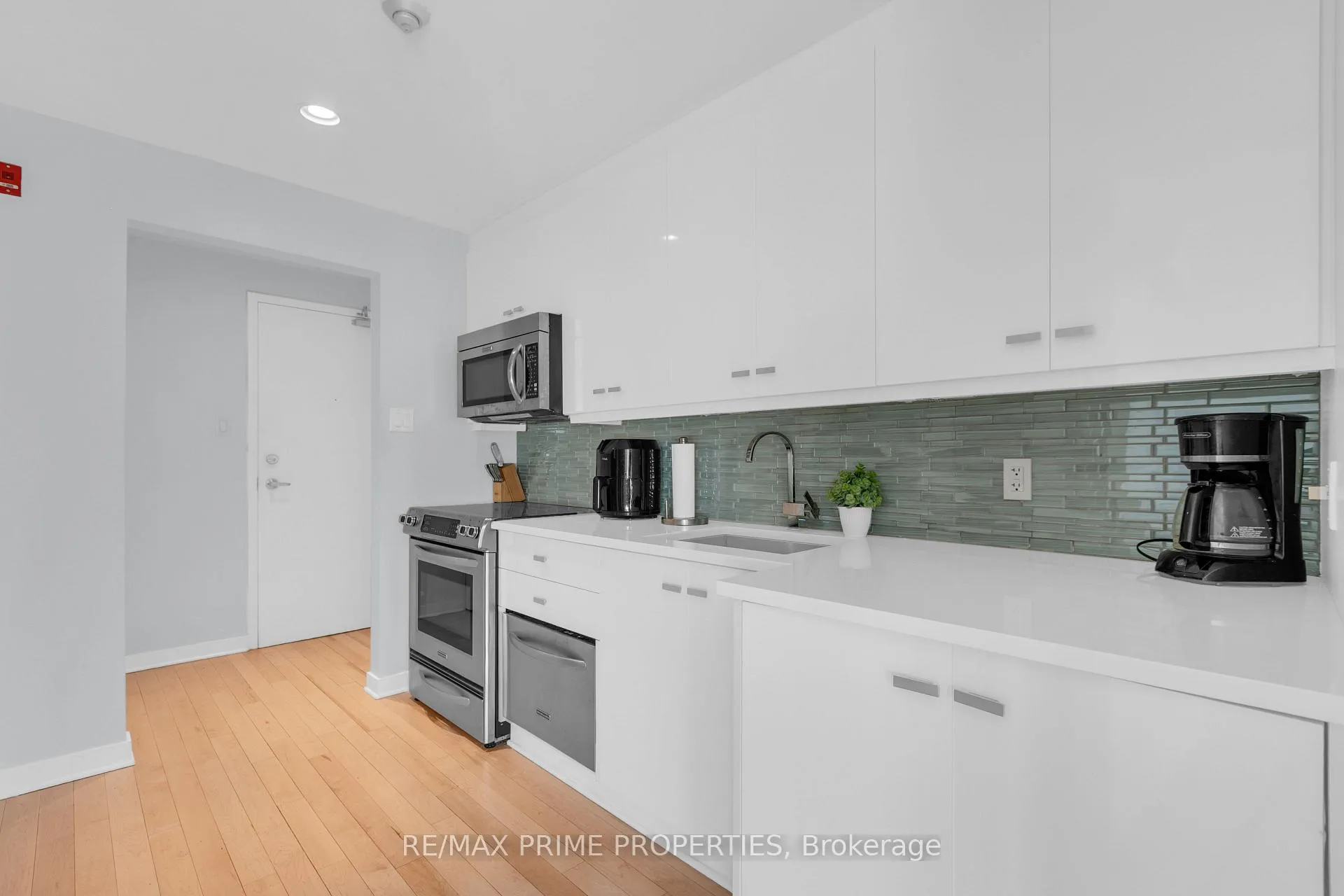 Photo 5 of Unit 10, 202 St Patrick Street, Ottawa, Lower Town/Byward Market — HOMEH
