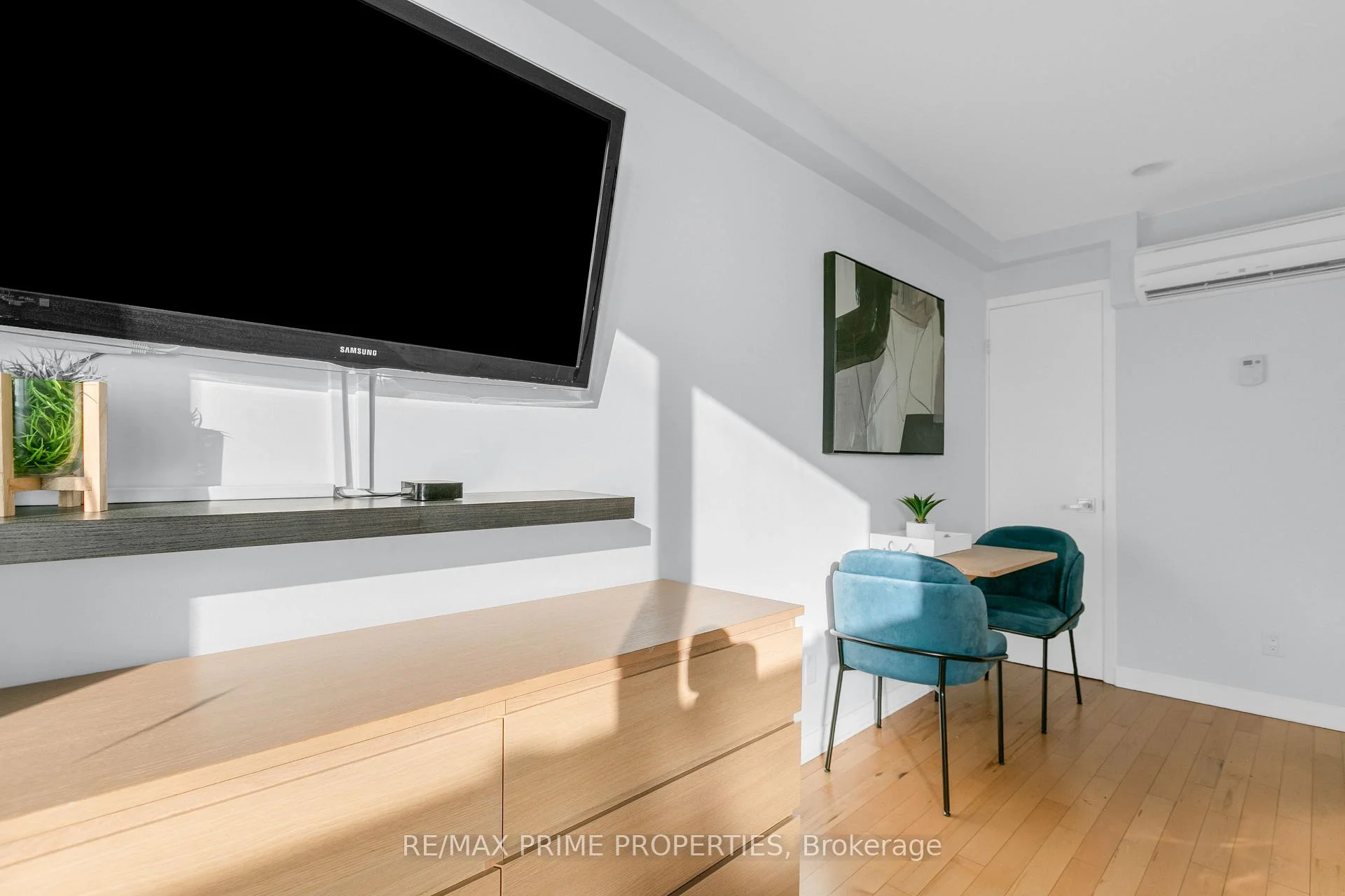 Photo 15 of Unit 10, 202 St Patrick Street, Ottawa, Lower Town/Byward Market — HOMEH