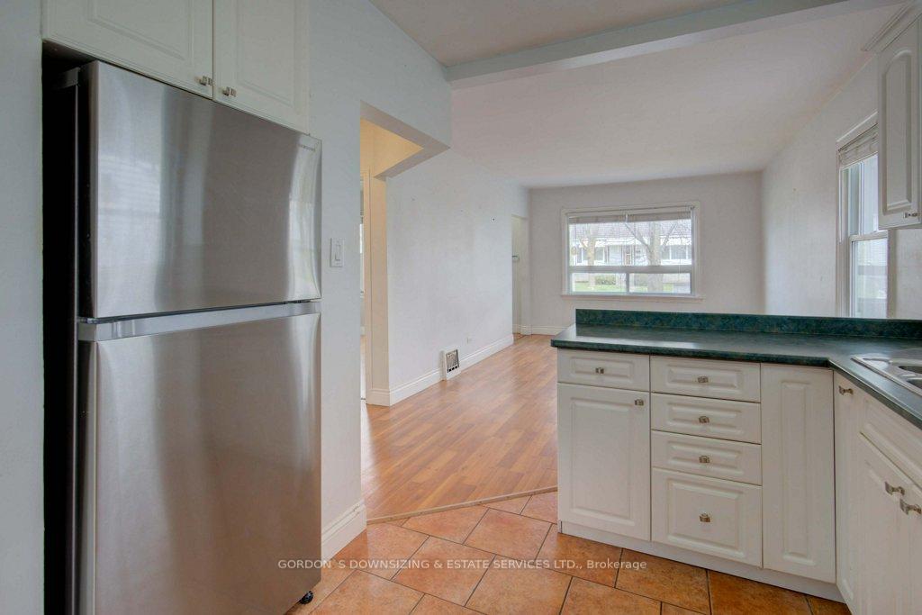 Photo 12 of 77 Emily Street, Belleville, Belleville Ward — HOMEH