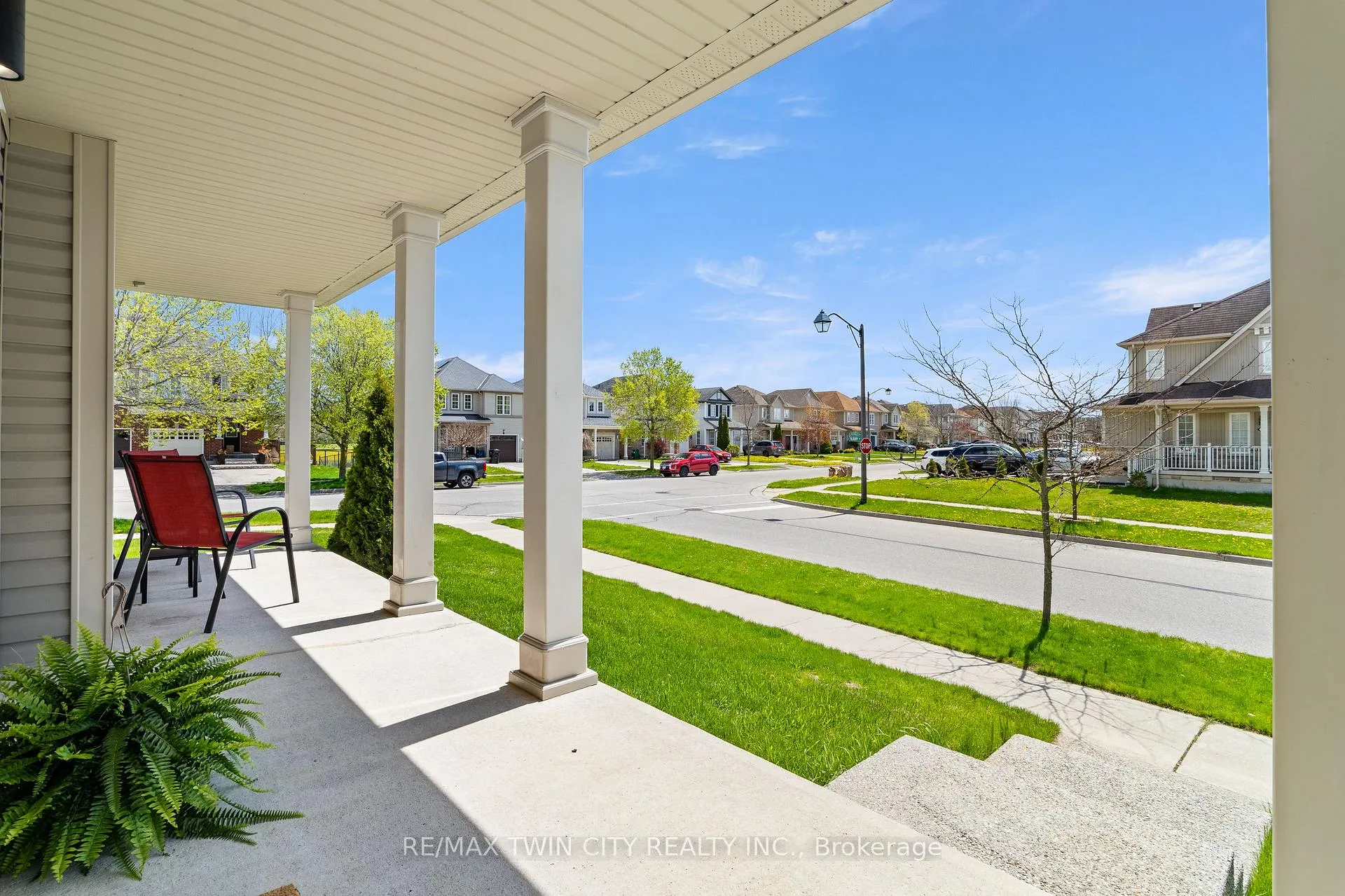 Photo 2 of 148 Norwich Road, Woolwich, Breslau — HOMEH