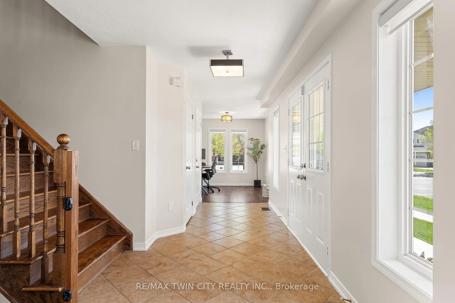 Photo 13 of 148 Norwich Road, Woolwich, Breslau — HOMEH
