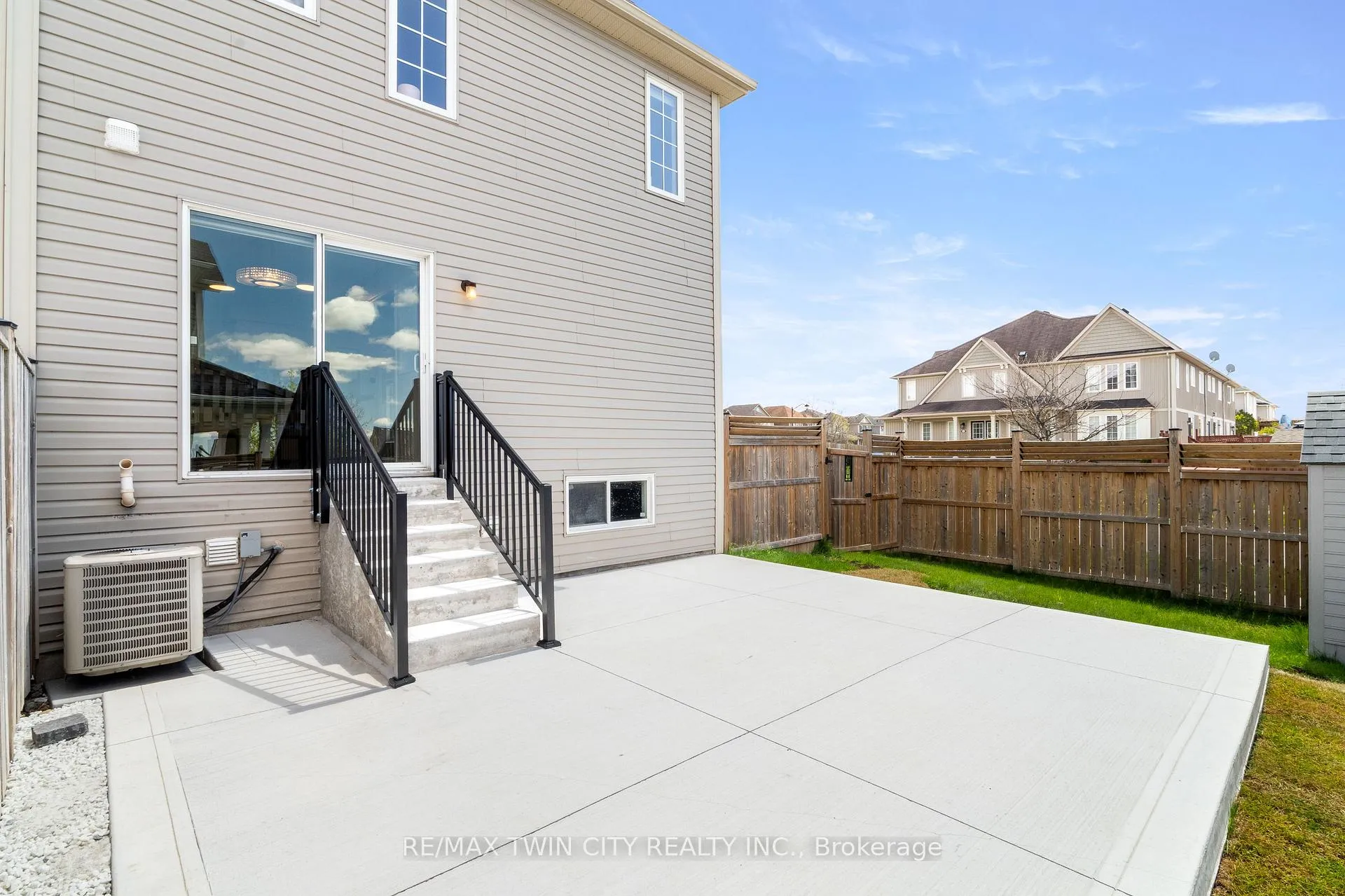 Photo 29 of 148 Norwich Road, Woolwich, Breslau — HOMEH