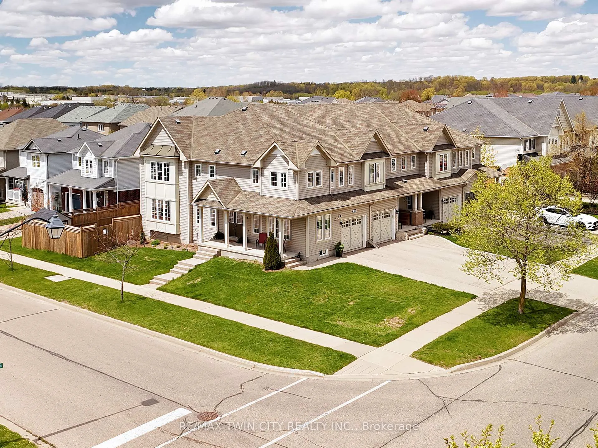Photo 33 of 148 Norwich Road, Woolwich, Breslau — HOMEH