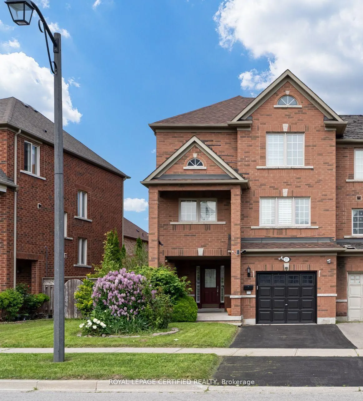 Photo 1 of 21 Polarlights Way, Scarborough, Rouge — HOMEH
