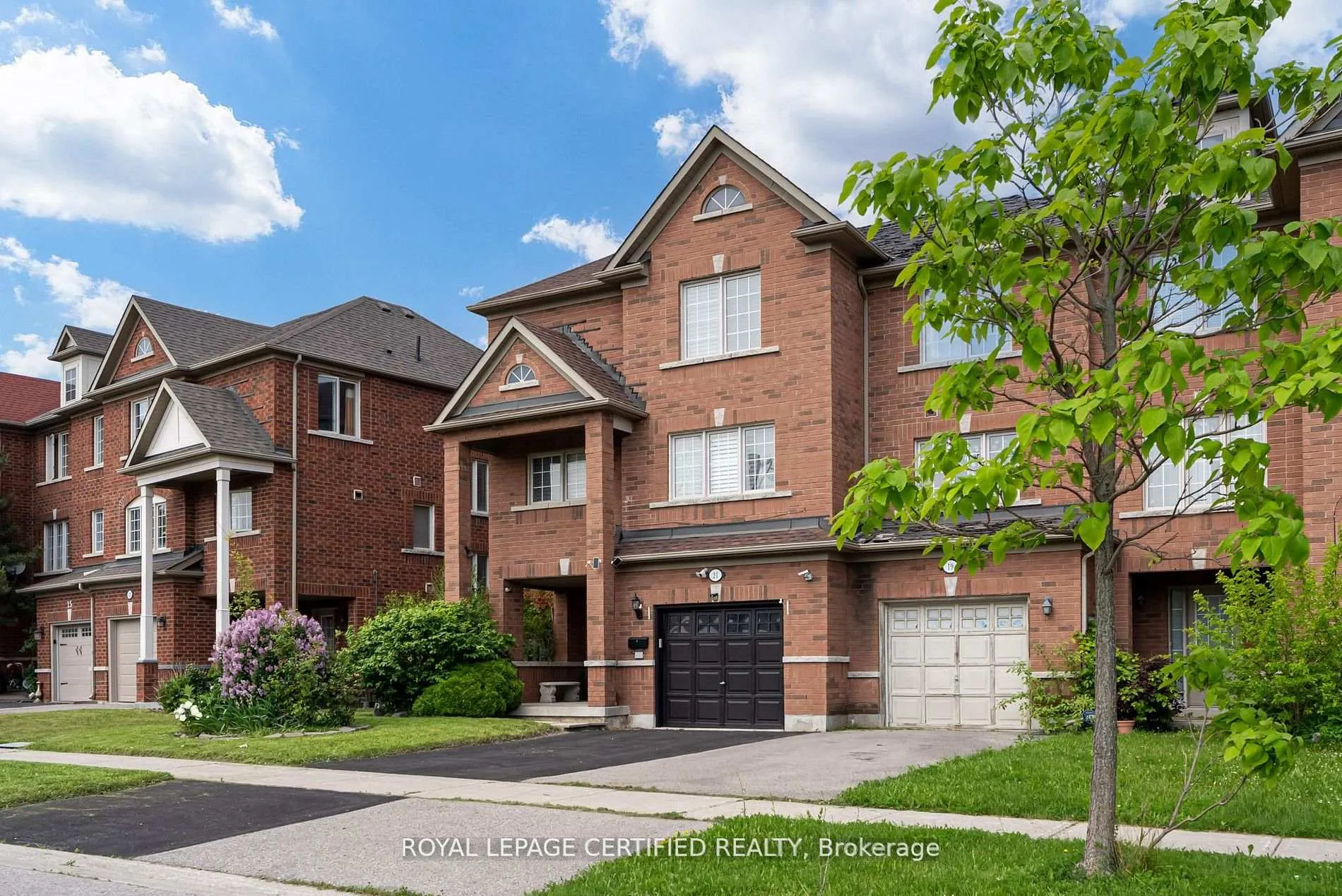 Photo 3 of 21 Polarlights Way, Scarborough, Rouge — HOMEH