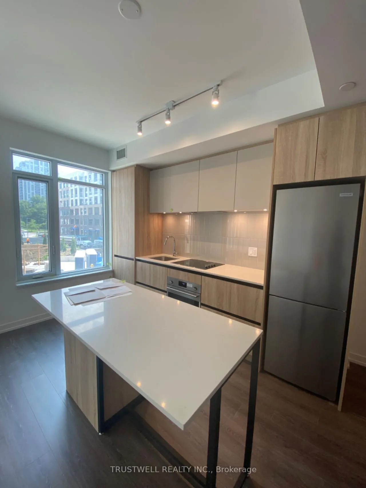 Photo 3 of Unit C206, 8 Beverley Glen Boulevard, Vaughan, Beverley Glen — HOMEH