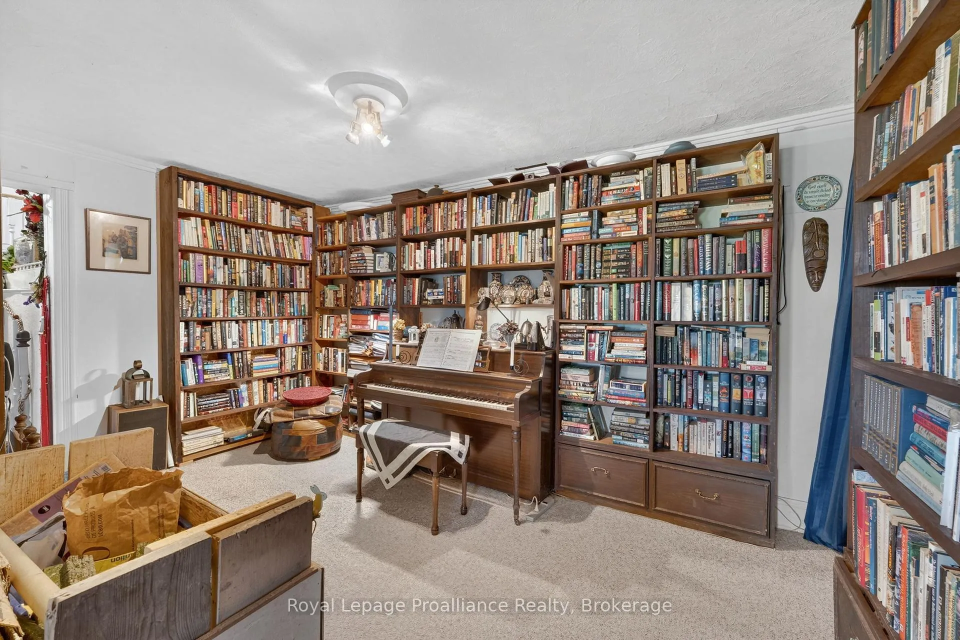 Photo 5 of 98 Frankford Road, Quinte West, Sidney Ward — HOMEH