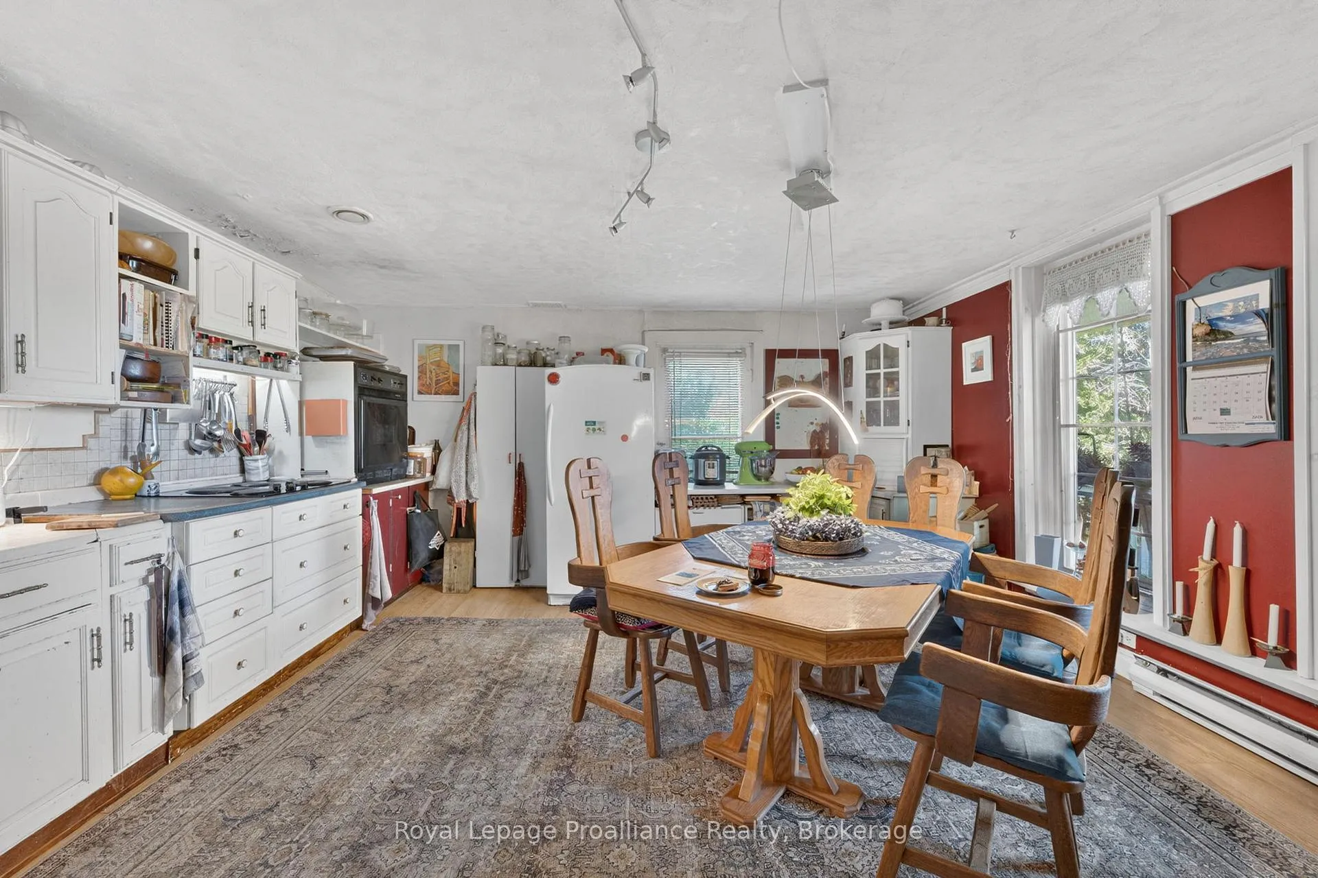 Photo 6 of 98 Frankford Road, Quinte West, Sidney Ward — HOMEH