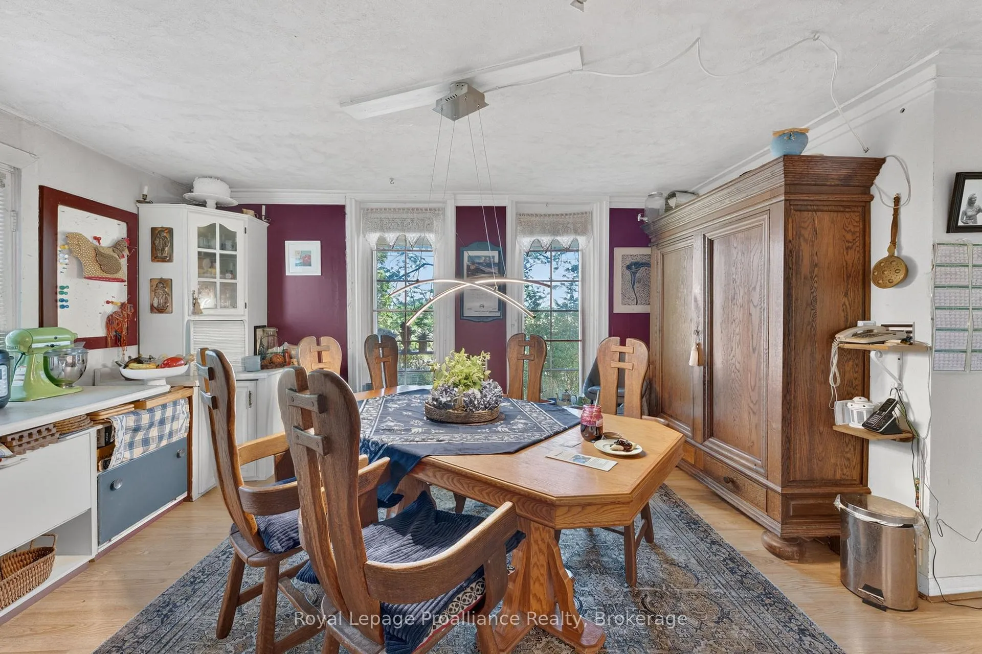 Photo 8 of 98 Frankford Road, Quinte West, Sidney Ward — HOMEH