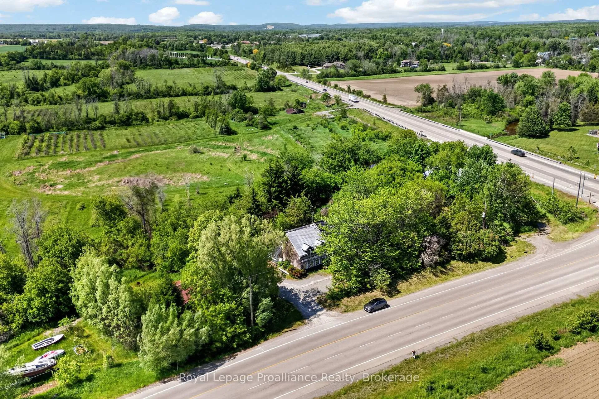 Photo 27 of 98 Frankford Road, Quinte West, Sidney Ward — HOMEH
