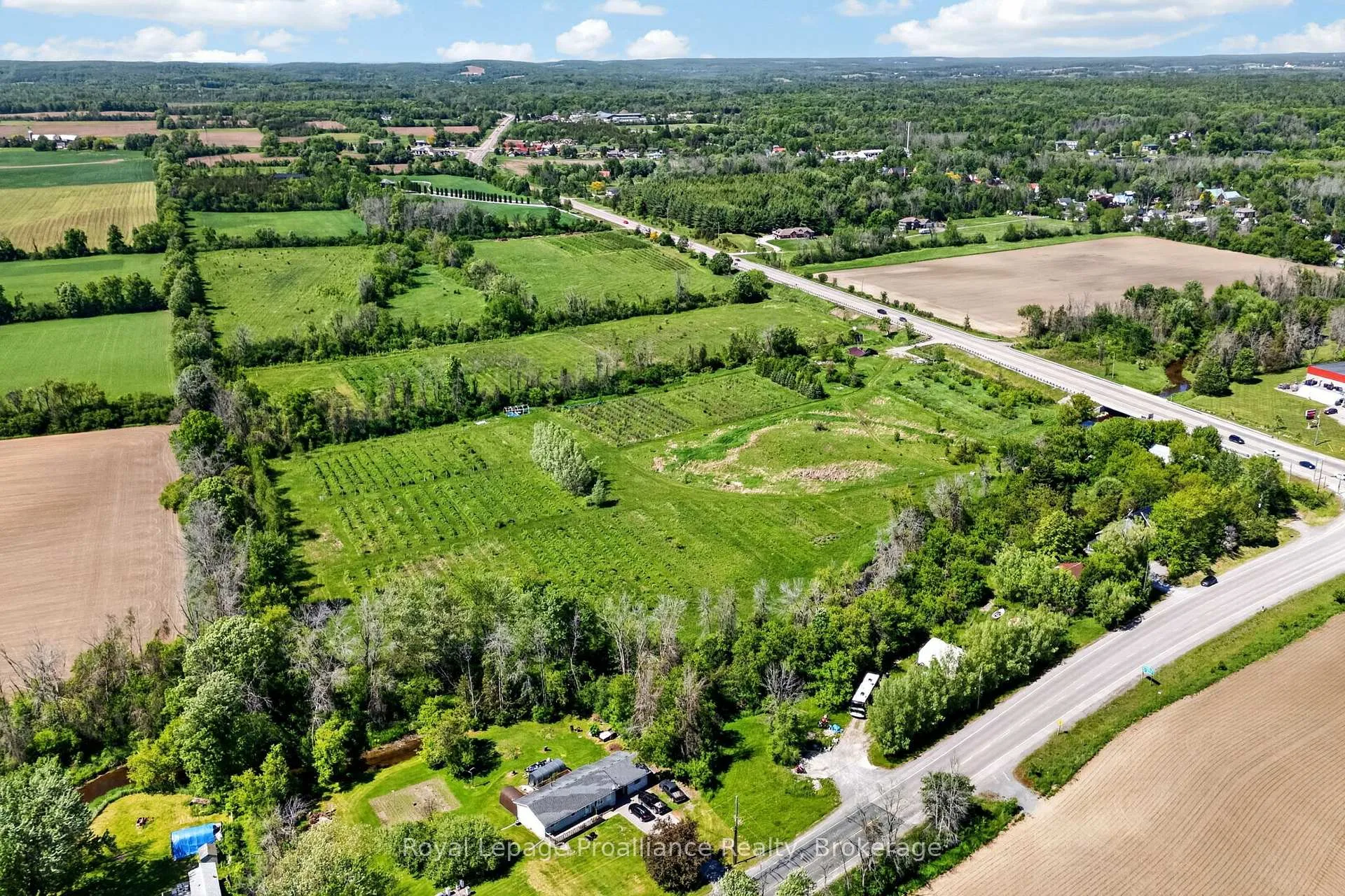 Photo 28 of 98 Frankford Road, Quinte West, Sidney Ward — HOMEH