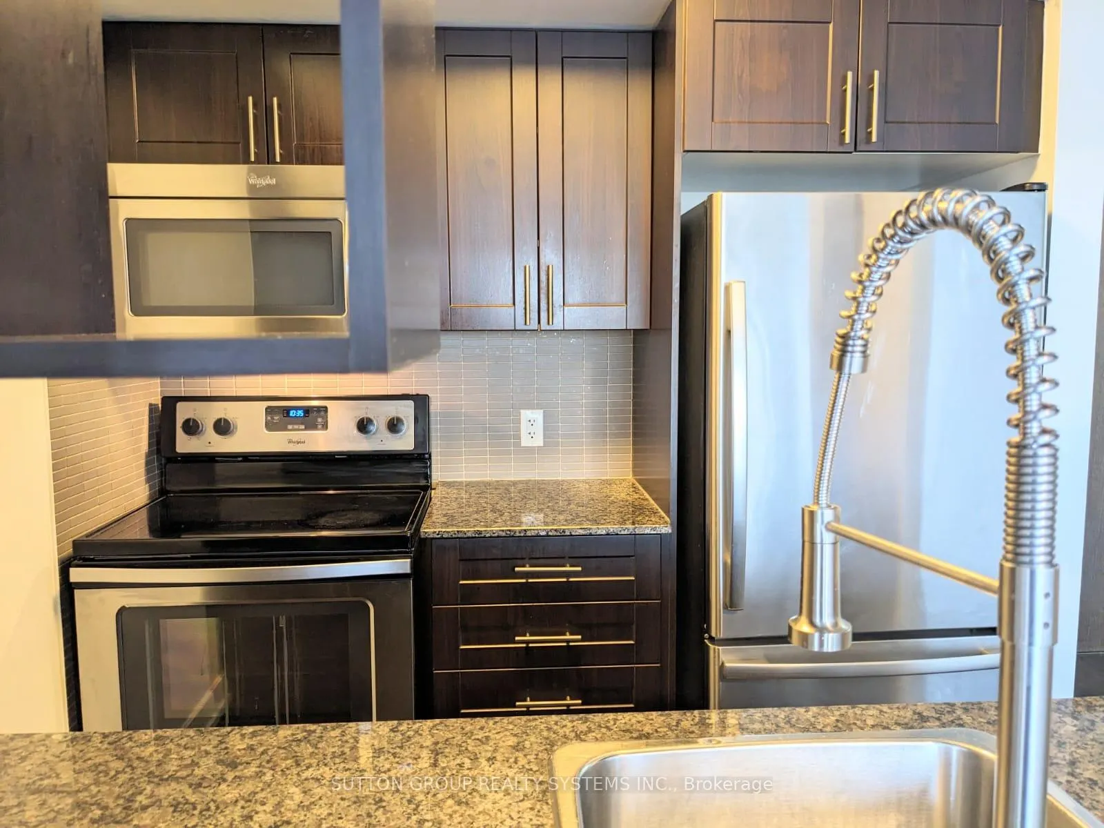Photo 12 of Unit 1728, 2 Eva Road, Etobicoke, Etobicoke West Mall — HOMEH