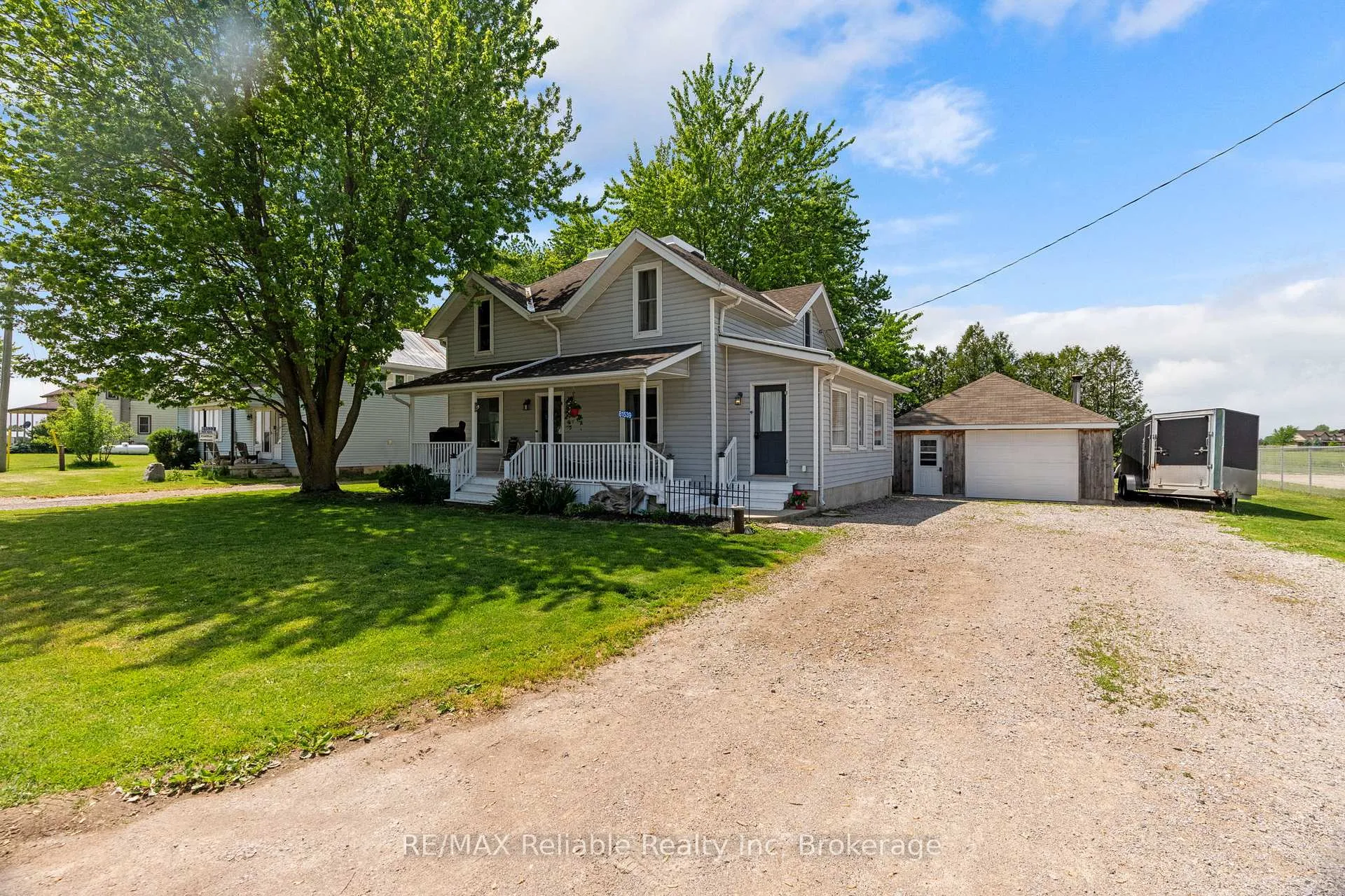 Photo 2 of 81539 North Line, Huron East, McKillop — HOMEH