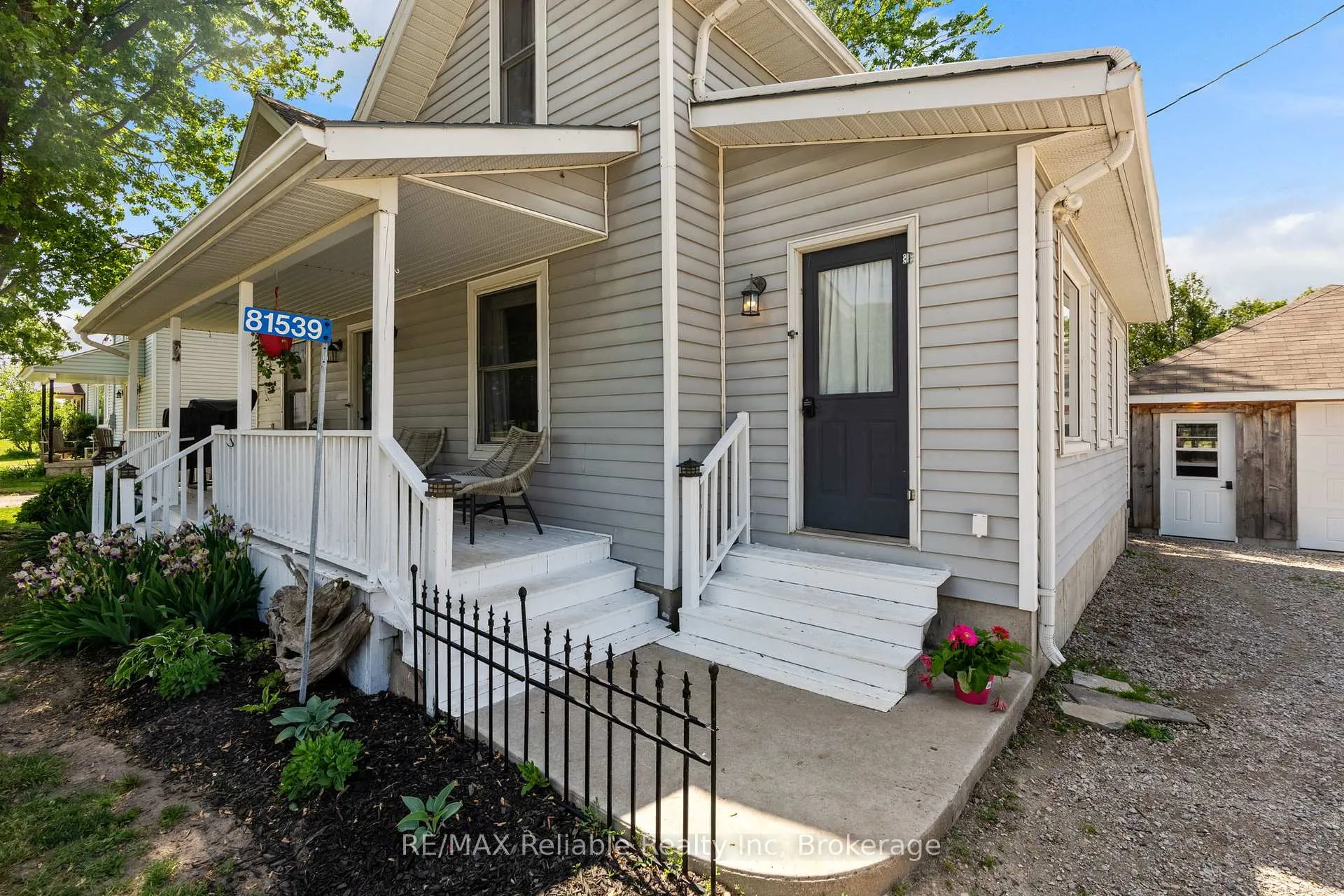 Photo 5 of 81539 North Line, Huron East, McKillop — HOMEH