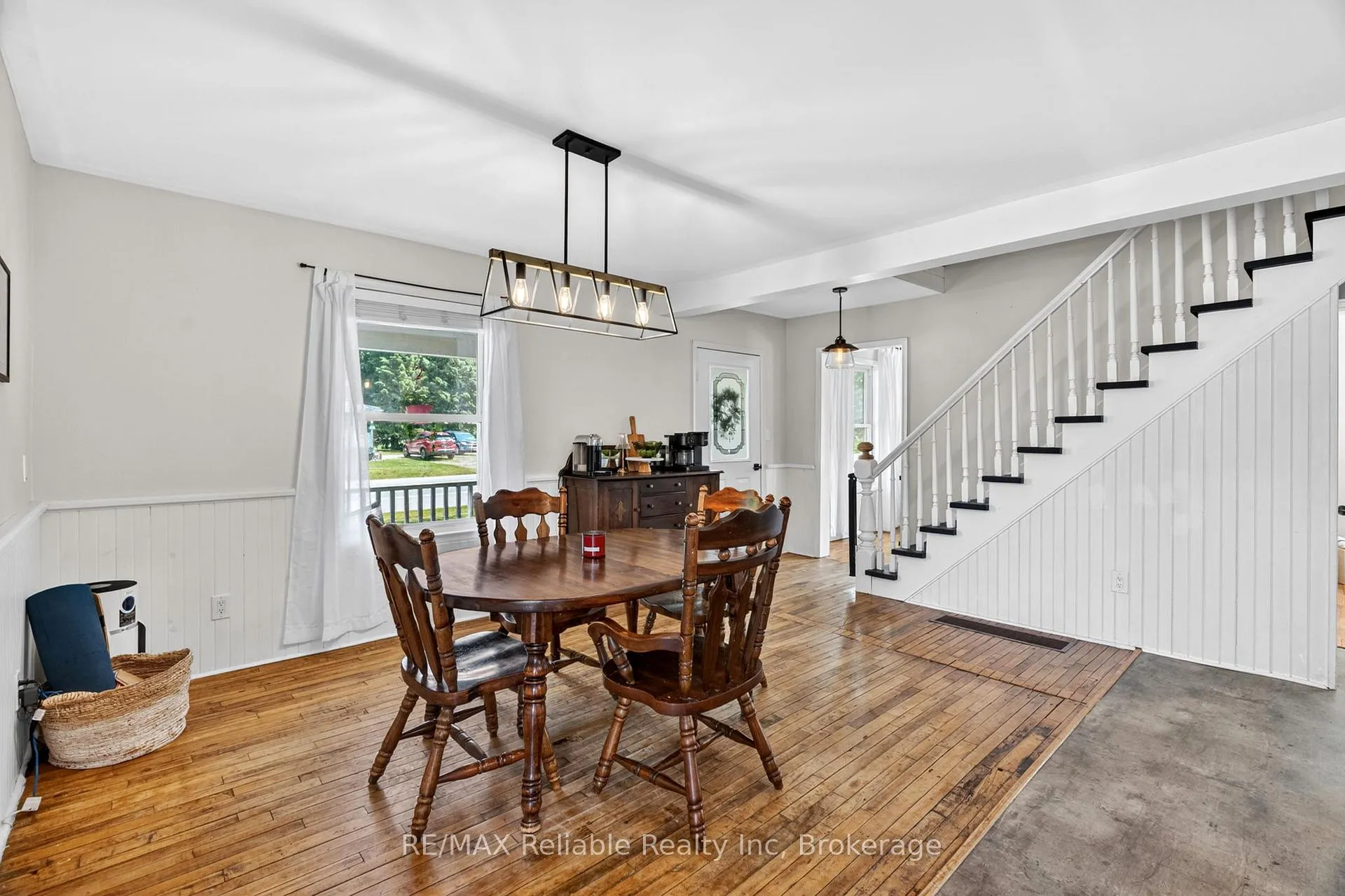 Photo 8 of 81539 North Line, Huron East, McKillop — HOMEH