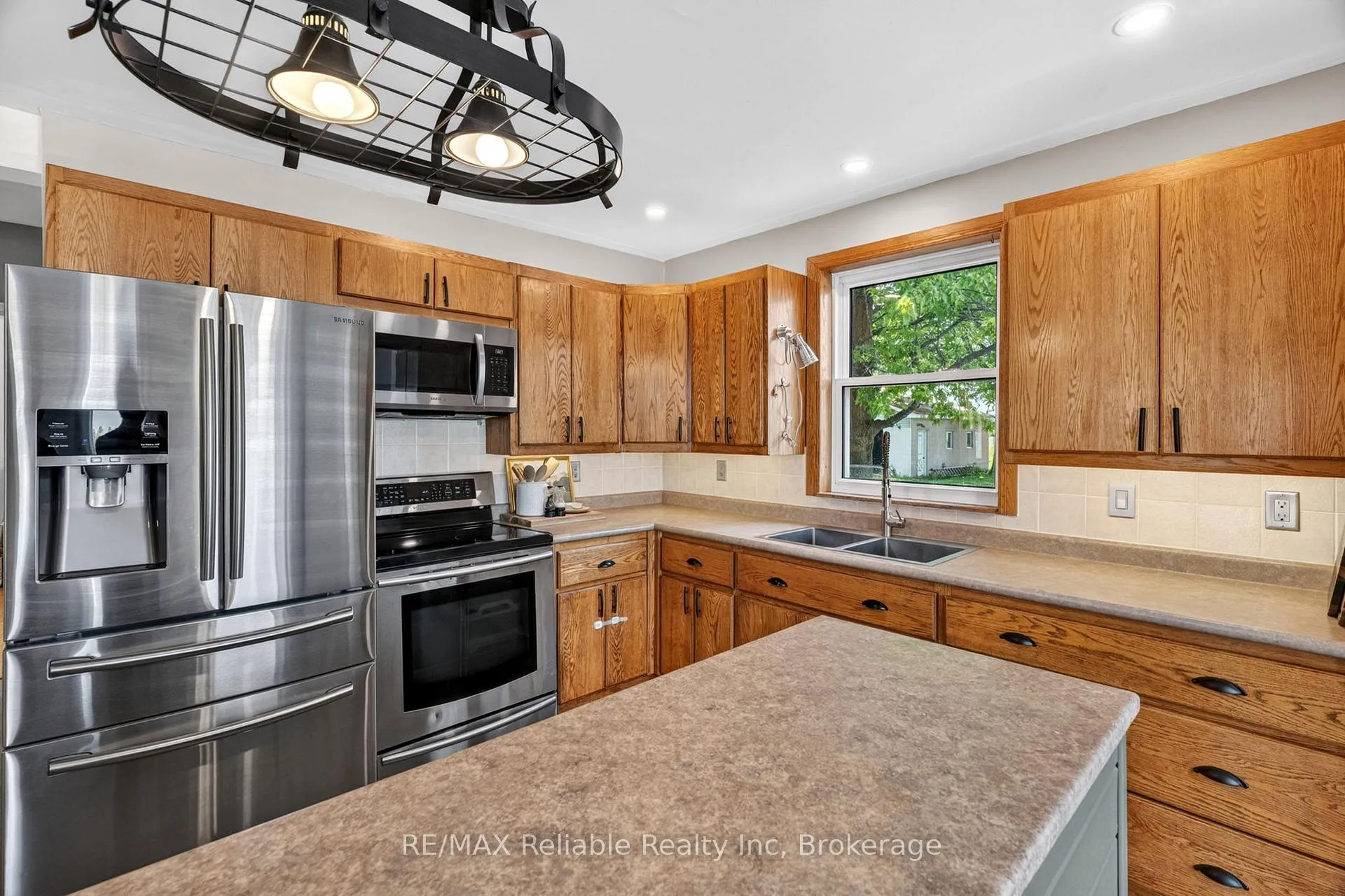 Photo 17 of 81539 North Line, Huron East, McKillop — HOMEH